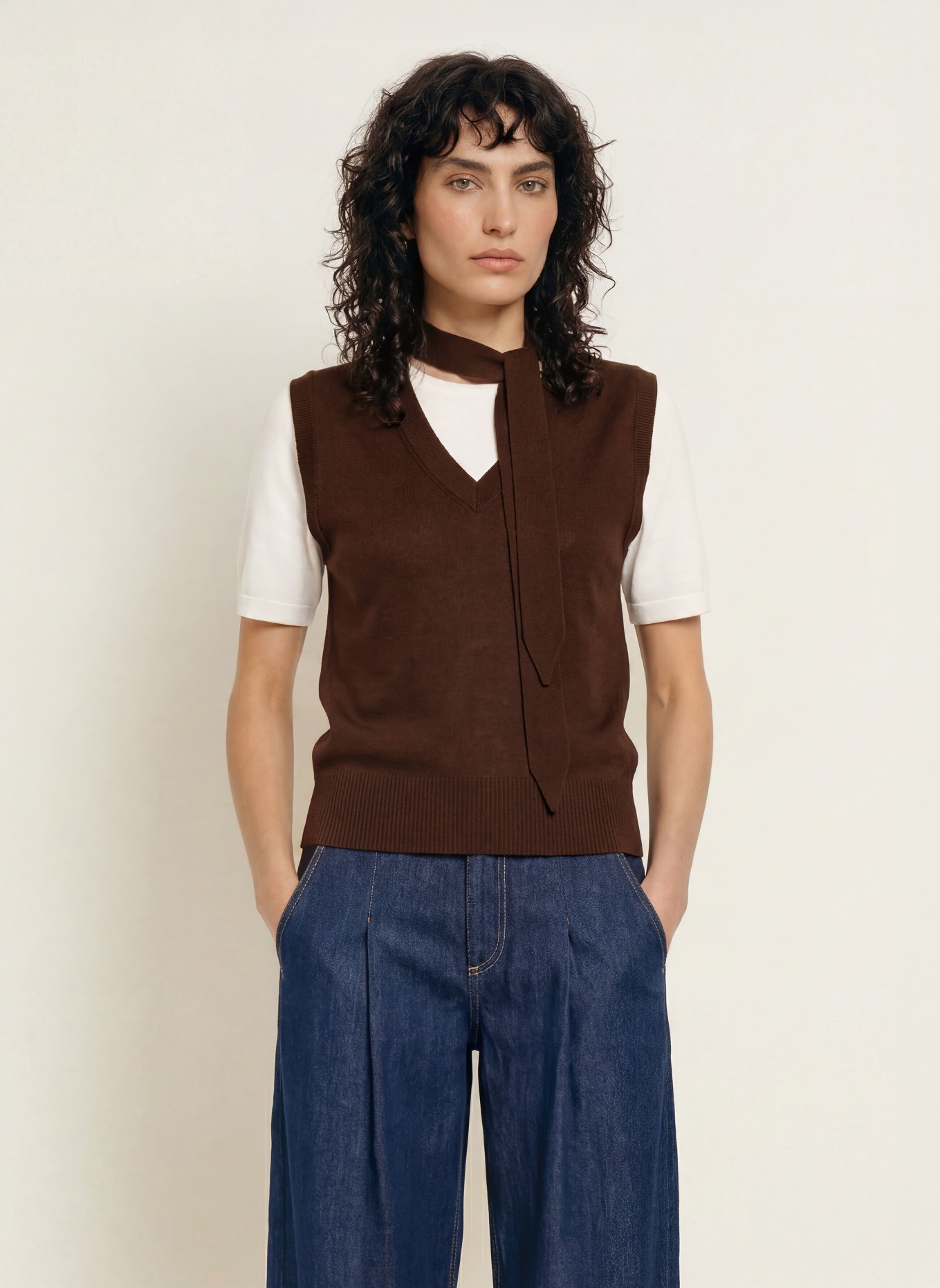 CLAUDIE PIERLOT Strickshirt: DUNKELBRAUN / WEISS