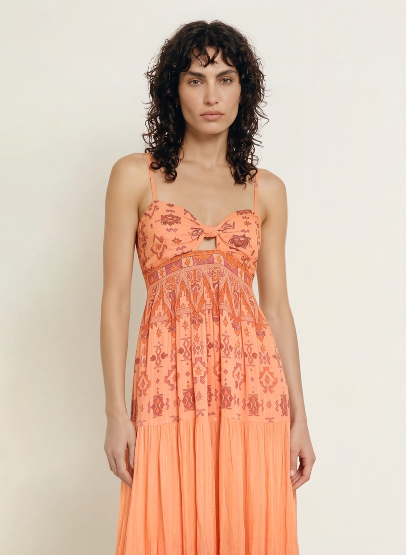 ba&sh Kleid ZEMA mit Glitzergarn und Cut-out: ORANGE / DUNKELROT / DUNKELORANGE