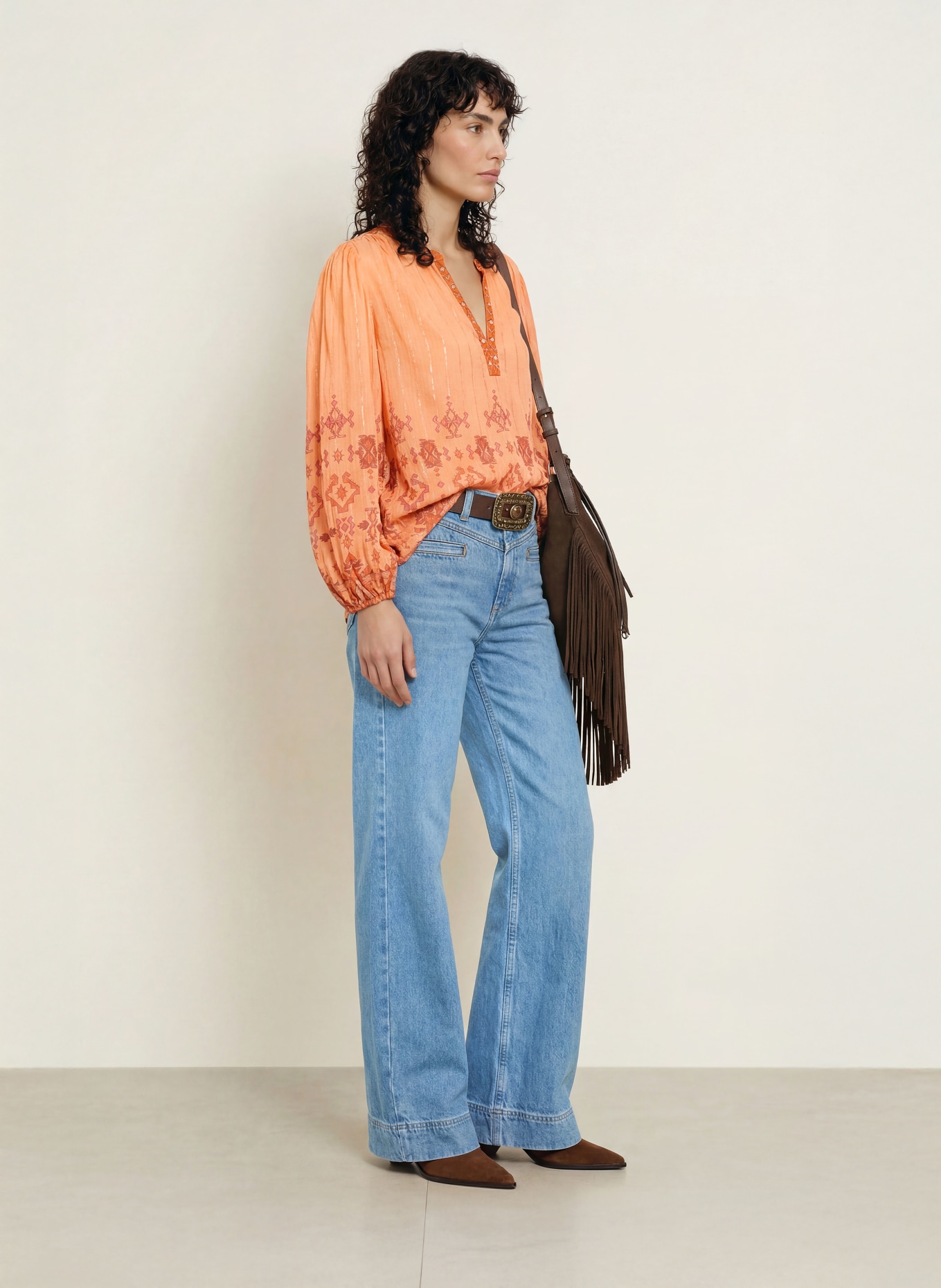 ba&sh Blusenshirt ZATO mit Glitzergarn: LACHS / DUNKELROT
