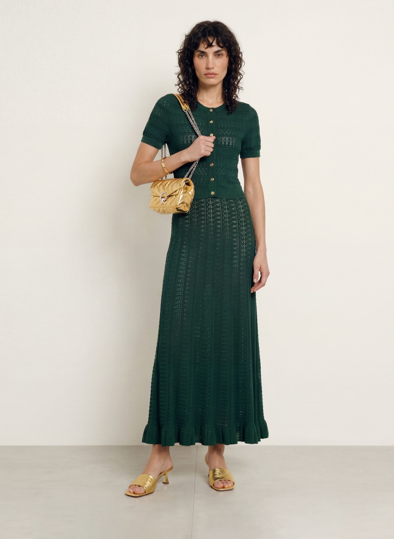 SANDRO Strickkleid mit Rüschen: DUNKELGRÜN / DUNKELBLAU