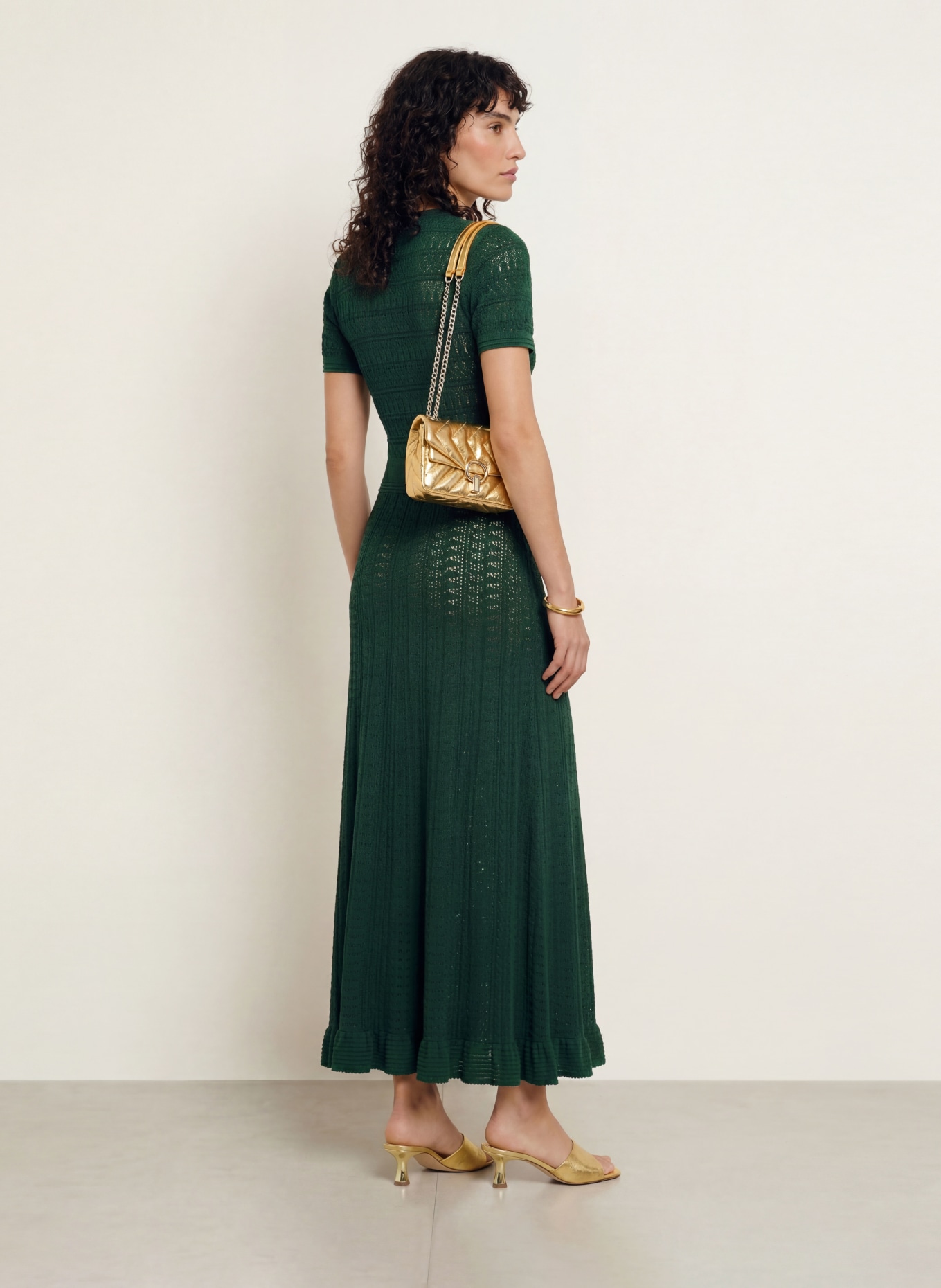 SANDRO Strickkleid mit Rüschen: DUNKELGRÜN / DUNKELBLAU