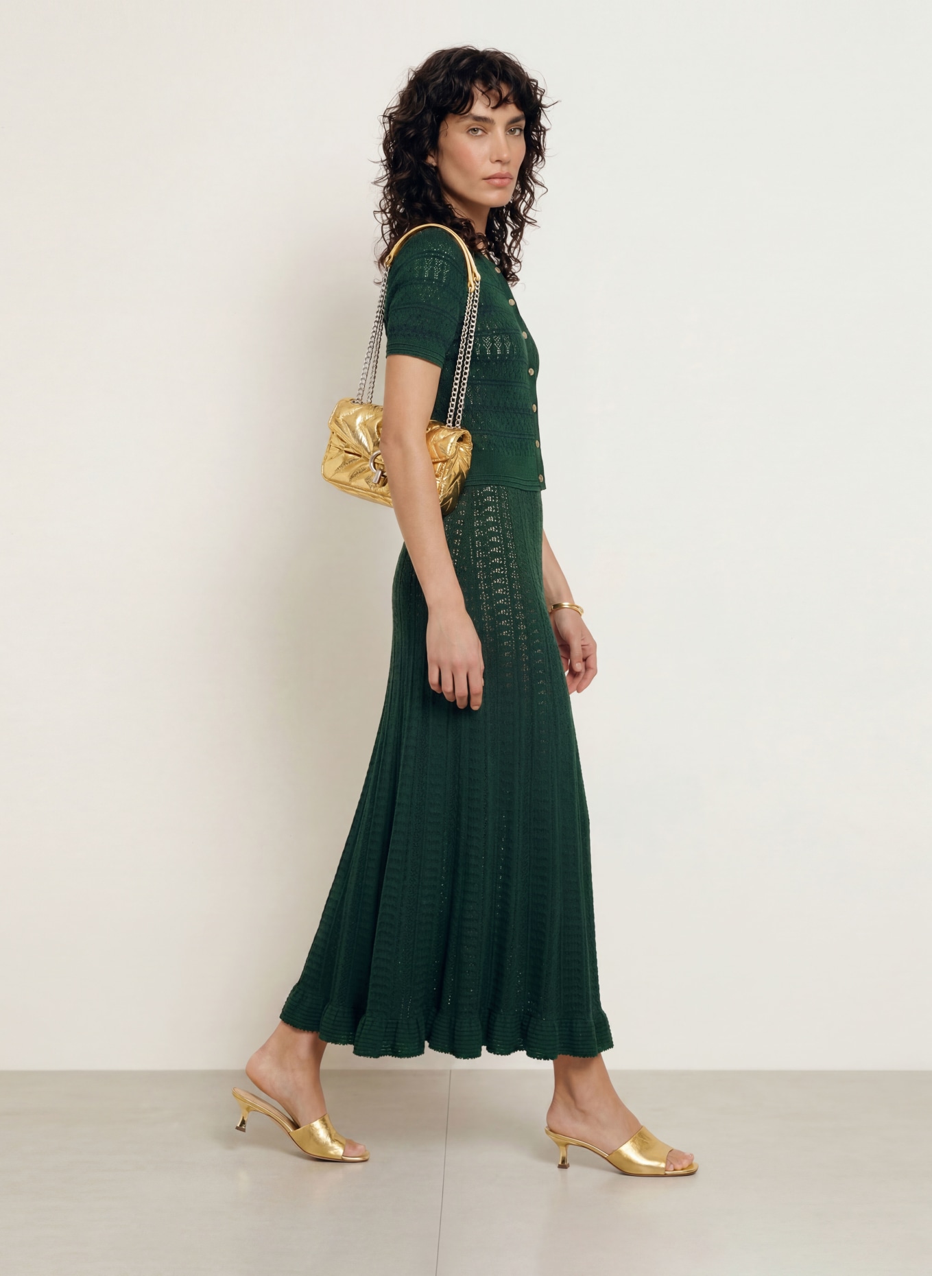 SANDRO Strickkleid mit Rüschen: DUNKELGRÜN / DUNKELBLAU