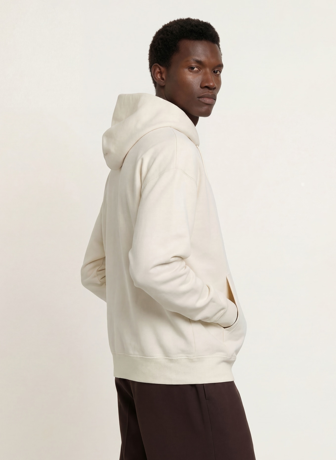 SANDRO Oversized-Hoodie: ECRU / DUNKELBRAUN