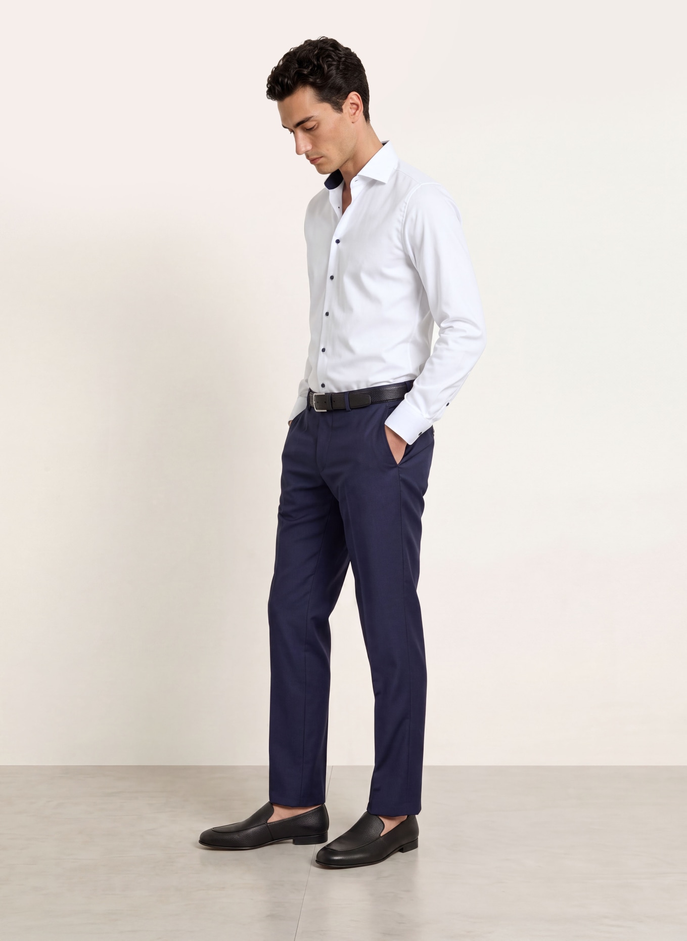 OLYMP Hemd LUXOR super slim: WEISS / DUNKELBLAU