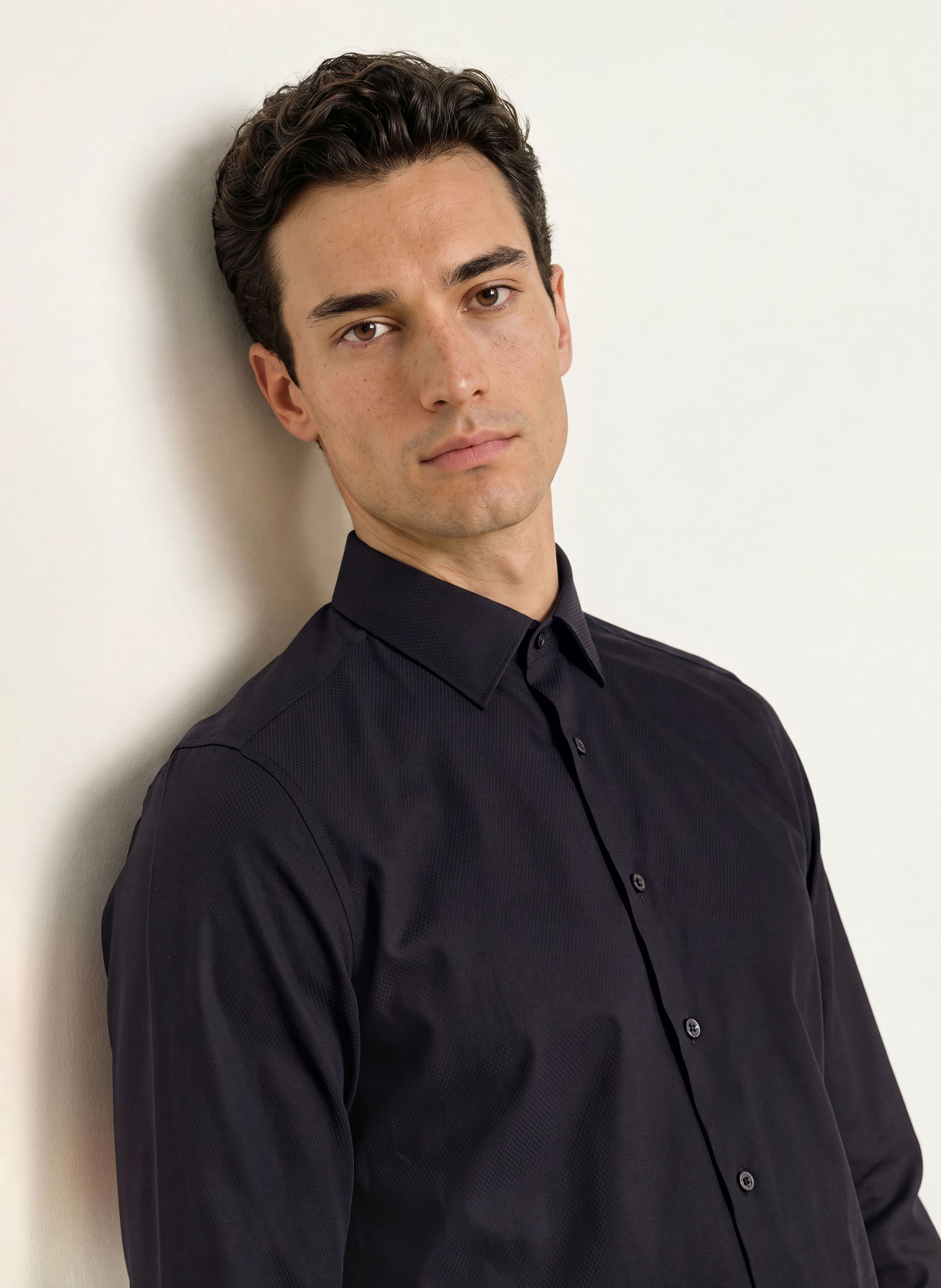 OLYMP Chemise Level Five body ajusté: BLEU FONCÉ