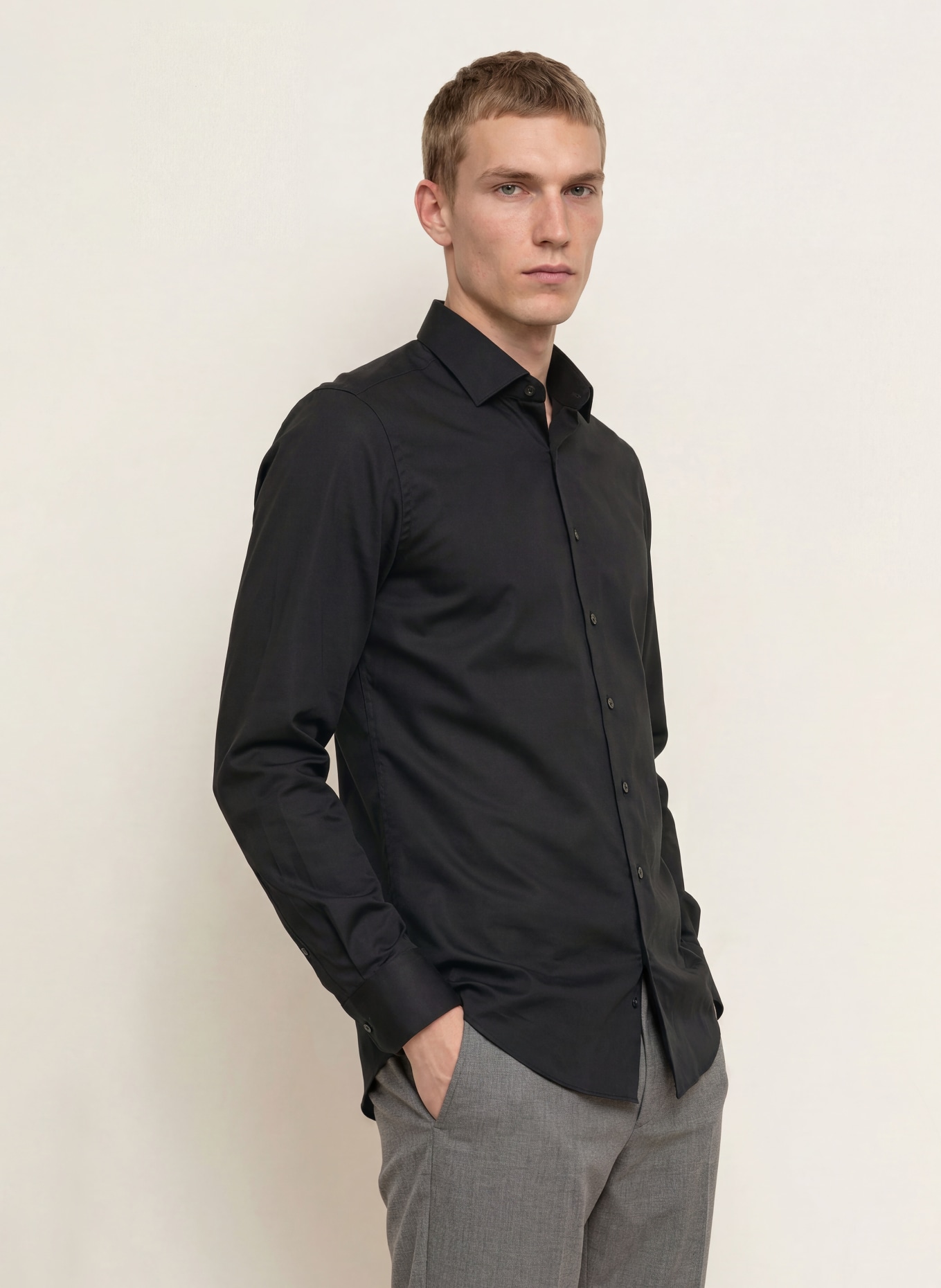 OLYMP Hemd Level Five body fit: SCHWARZ