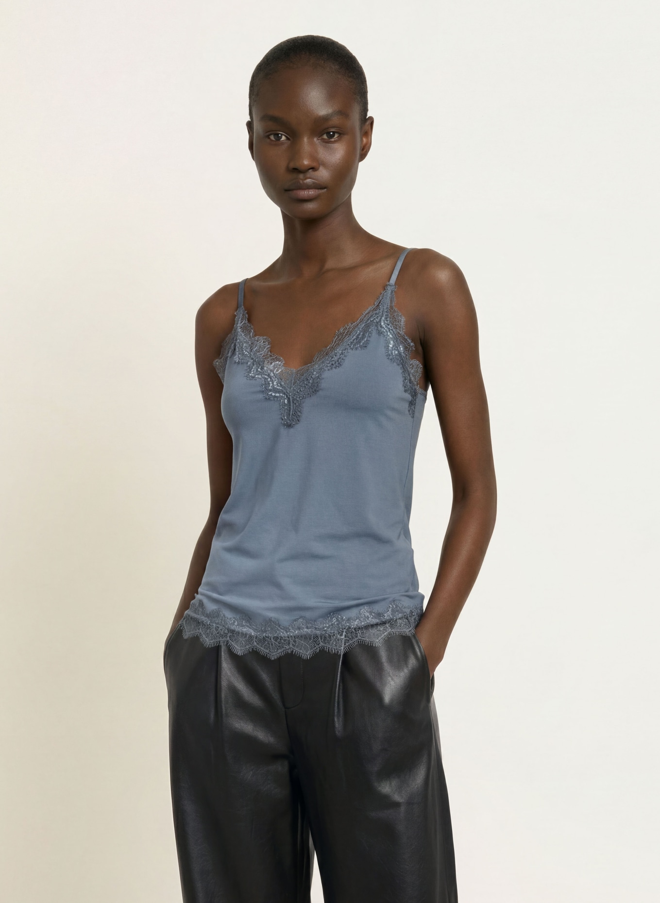 rosemunde Top BILLIE mit Spitze: BLAUGRAU