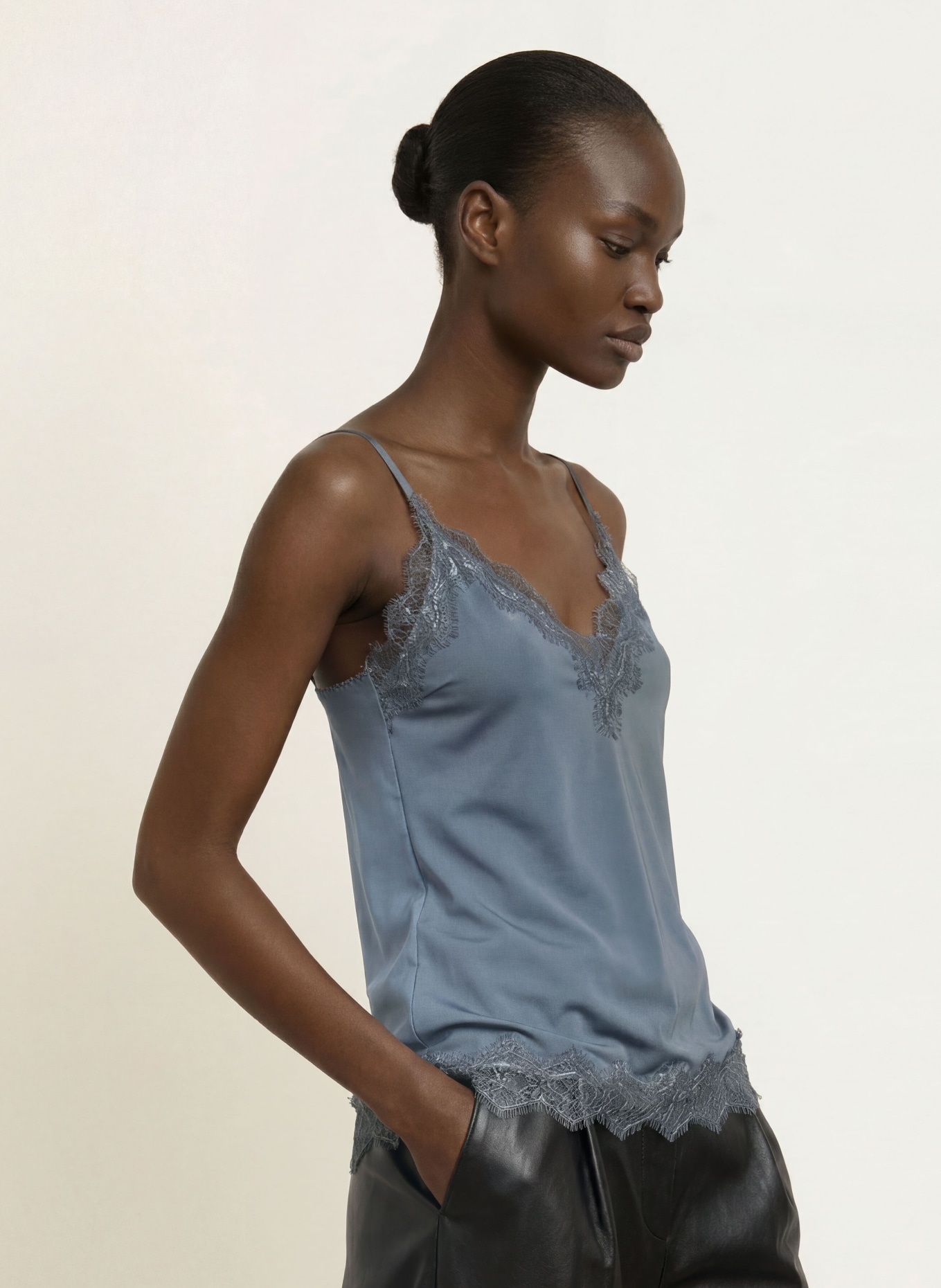 rosemunde Top BILLIE mit Spitze: BLAUGRAU