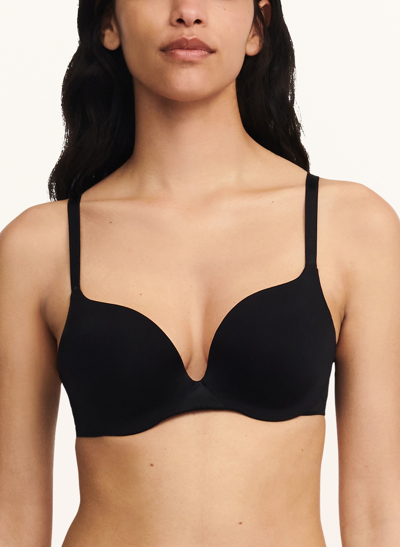 CHANTELLE Push-up bra ESSENTIAL: BLACK