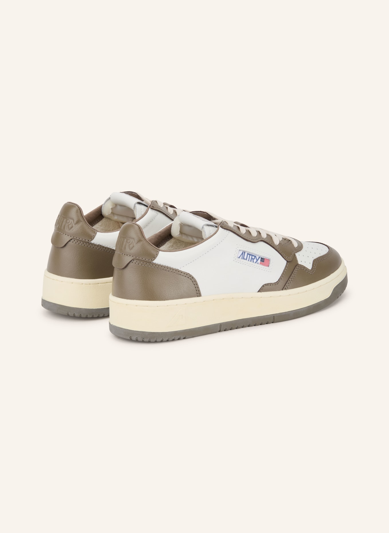 AUTRY Baskets MEDALIST LOW: BLANC / TAUPE