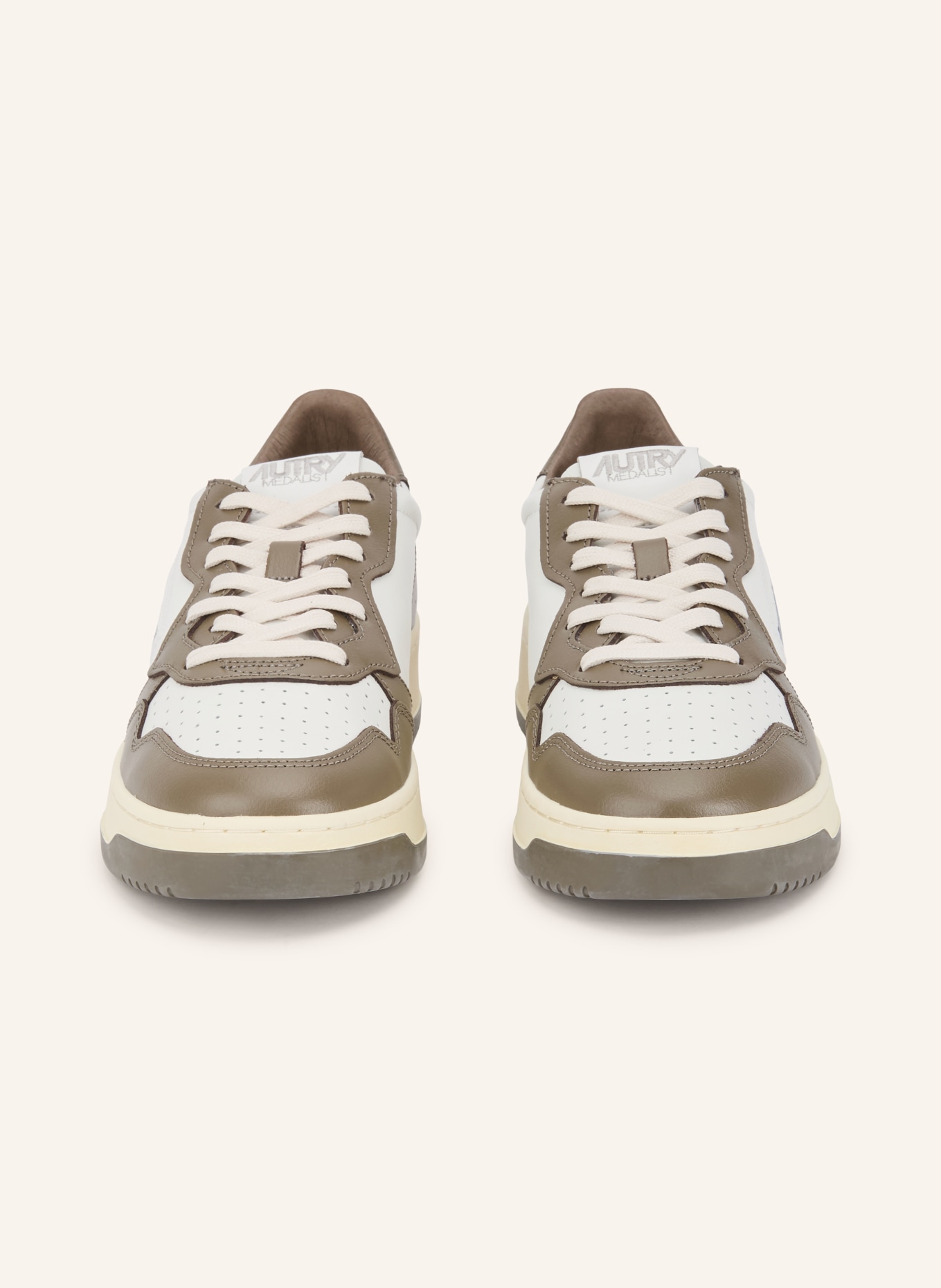 AUTRY Baskets MEDALIST LOW: BLANC / TAUPE