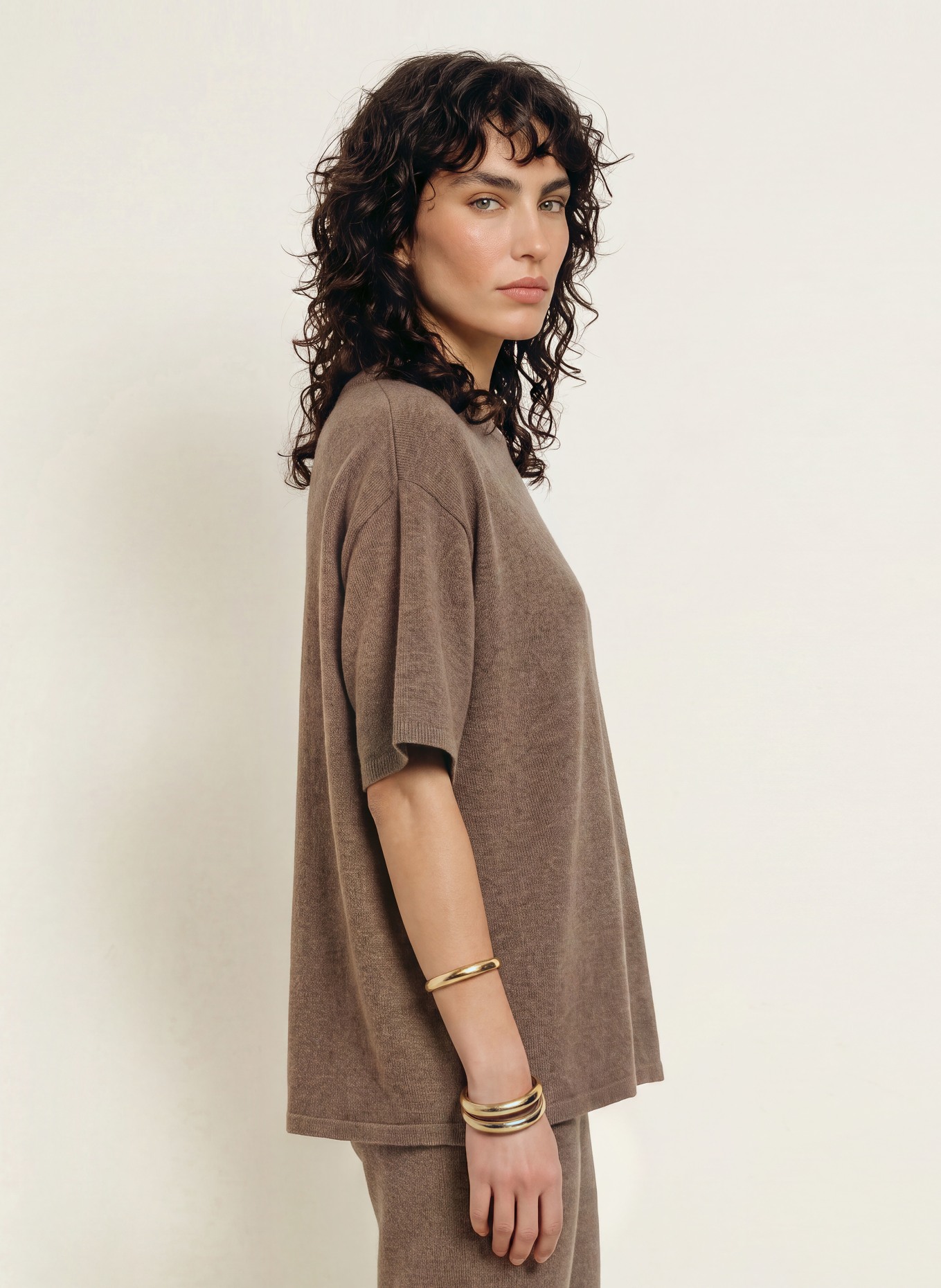 by Aylin Koenig Oversized trui LUCA: BRUIN
