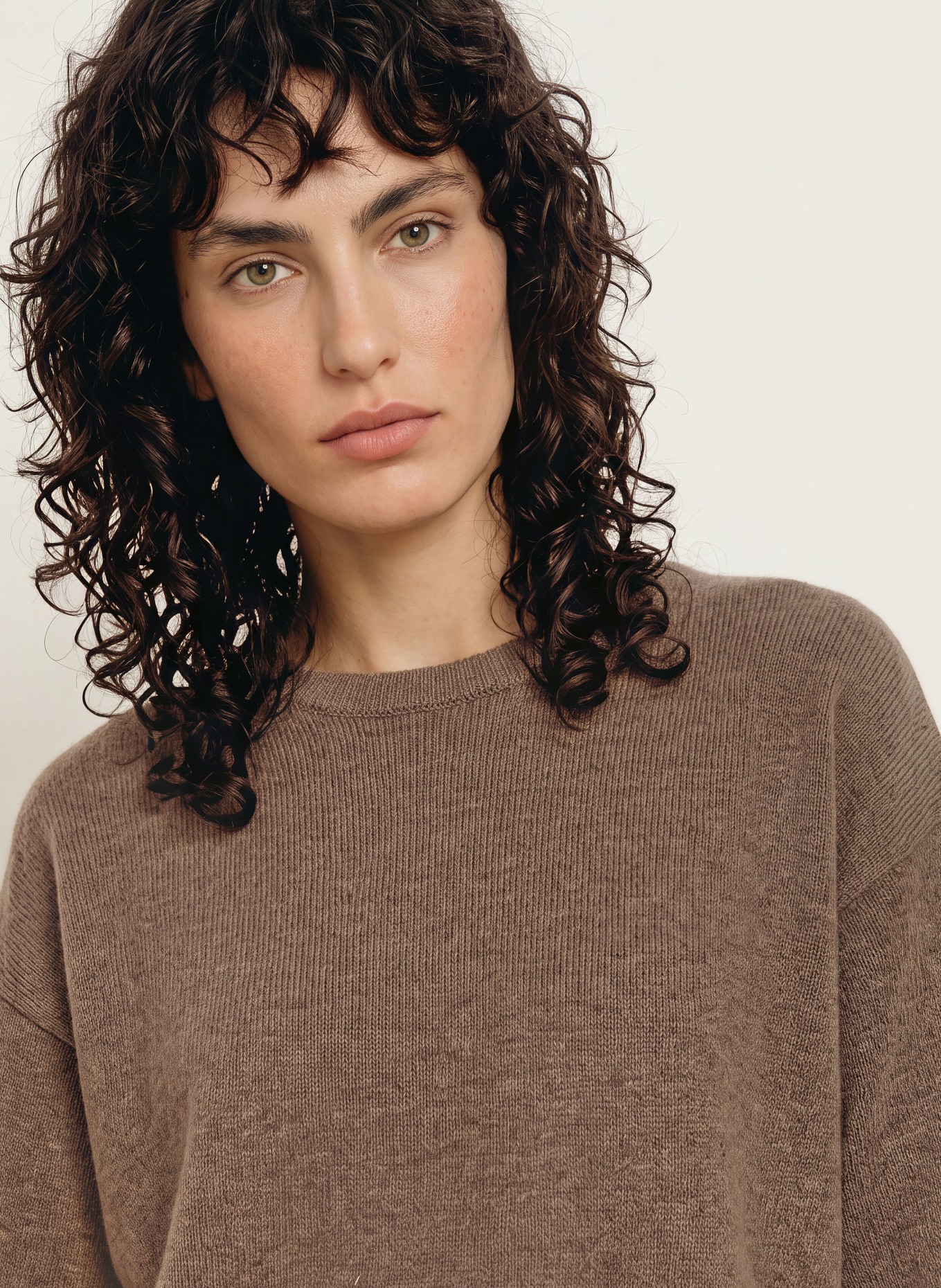 by Aylin Koenig Oversized trui LUCA: BRUIN