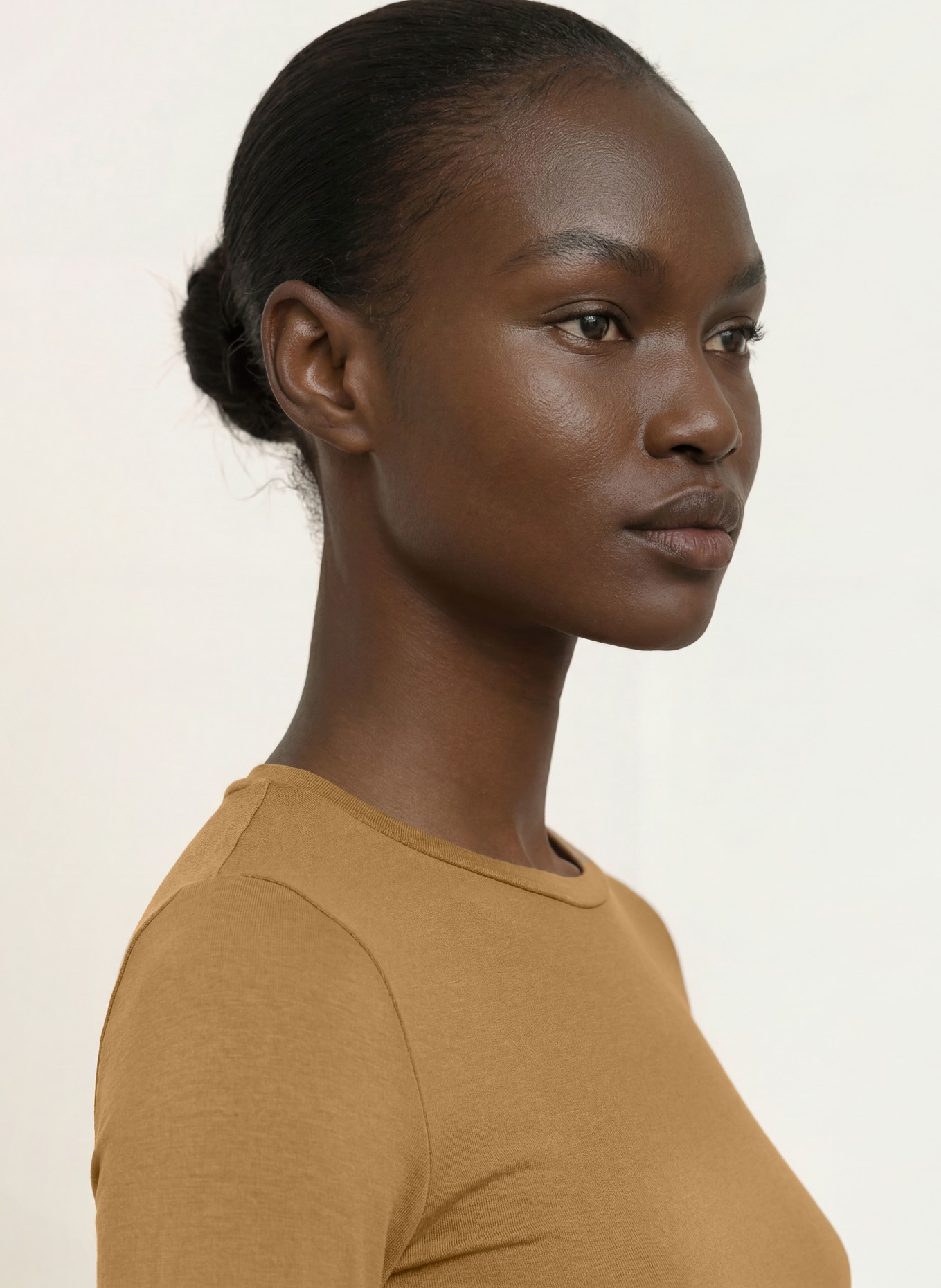 MAJESTIC FILATURES Longsleeve: CAMEL