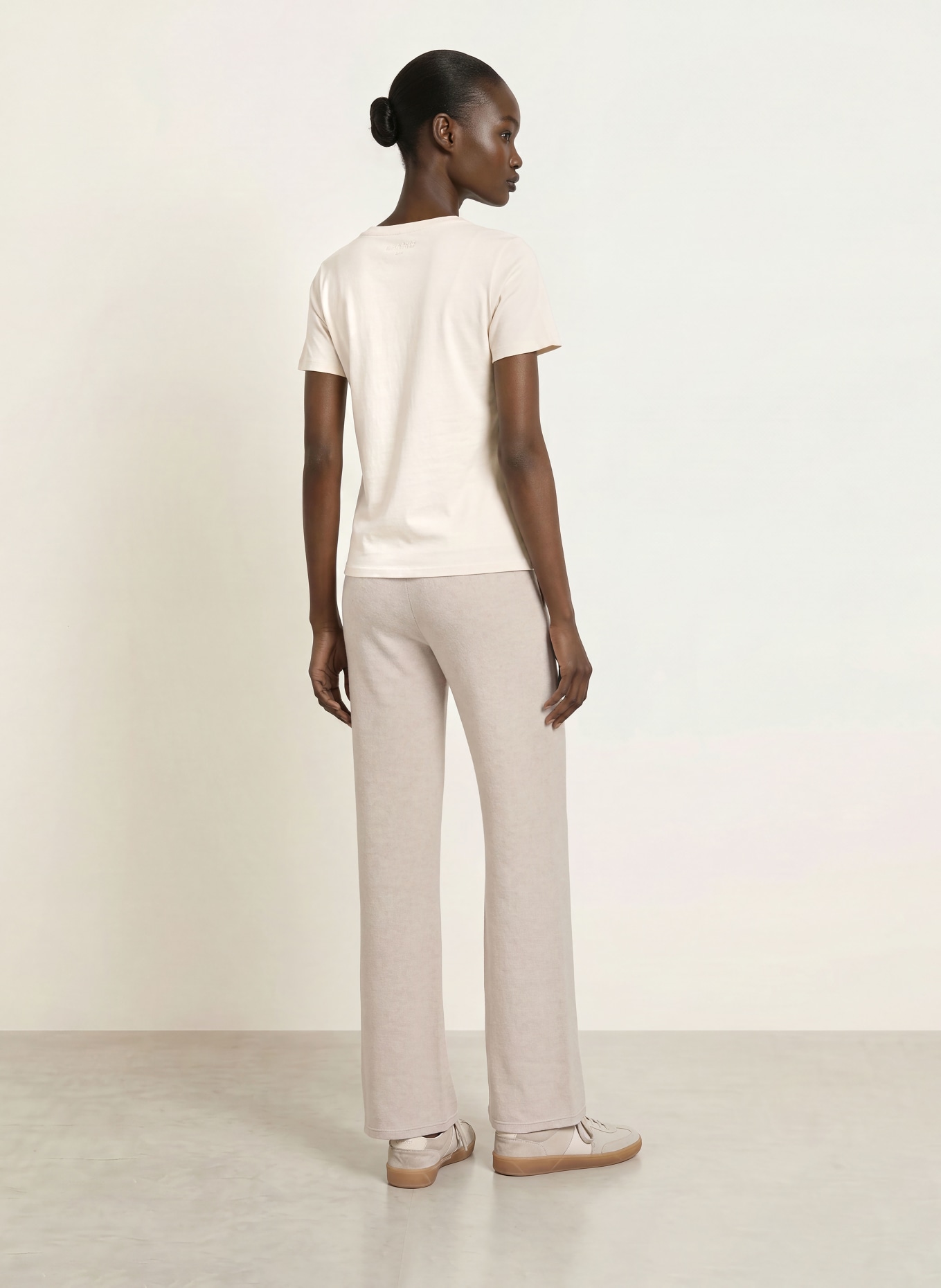 Juvia Nickihose: CREME