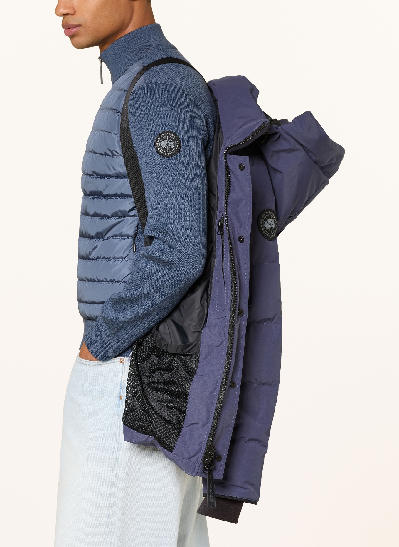 CANADA GOOSE Péřová bunda WYNDHAM: MODRÁ