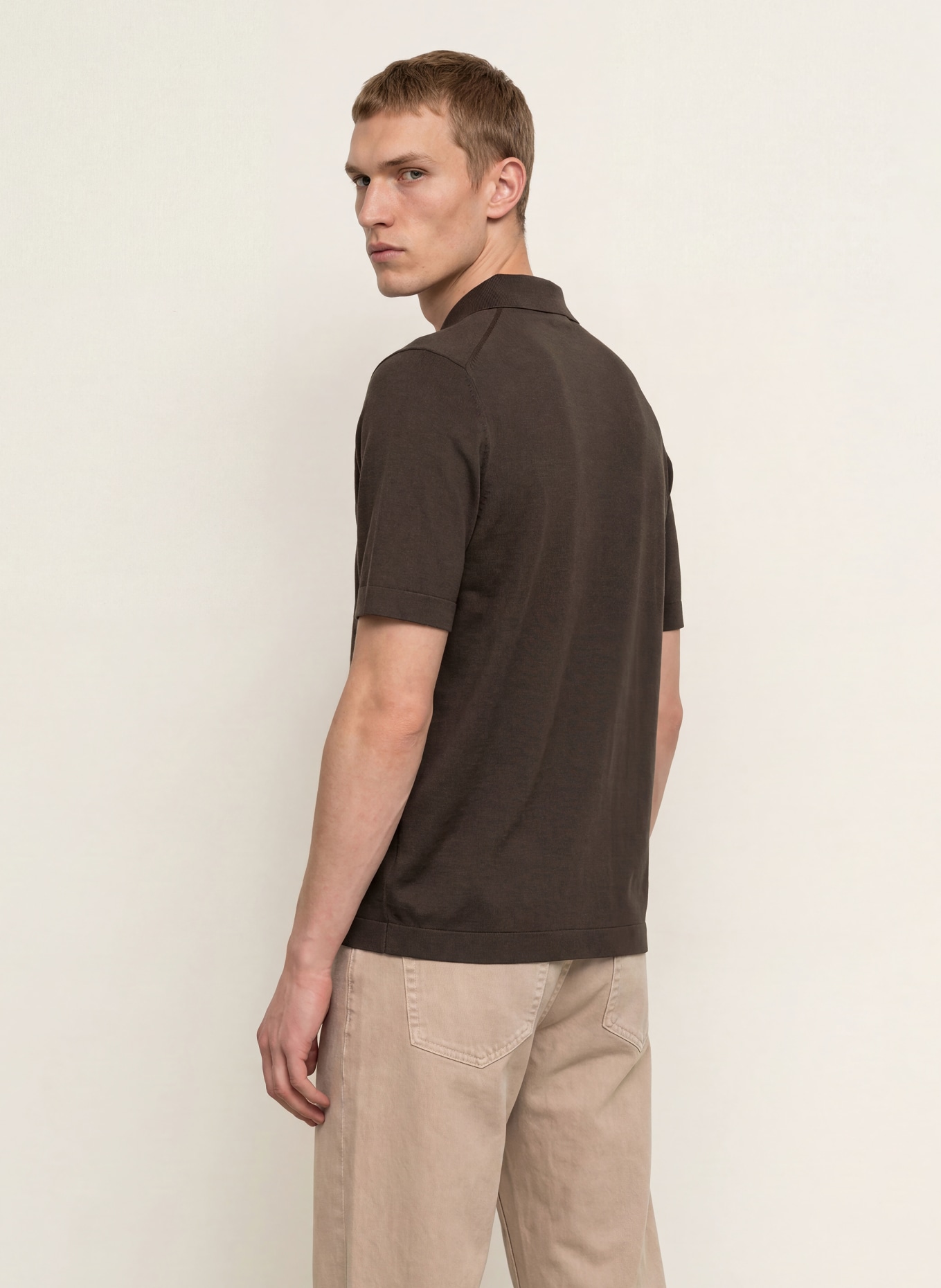 SANDRO Strick-Poloshirt: DUNKELBRAUN