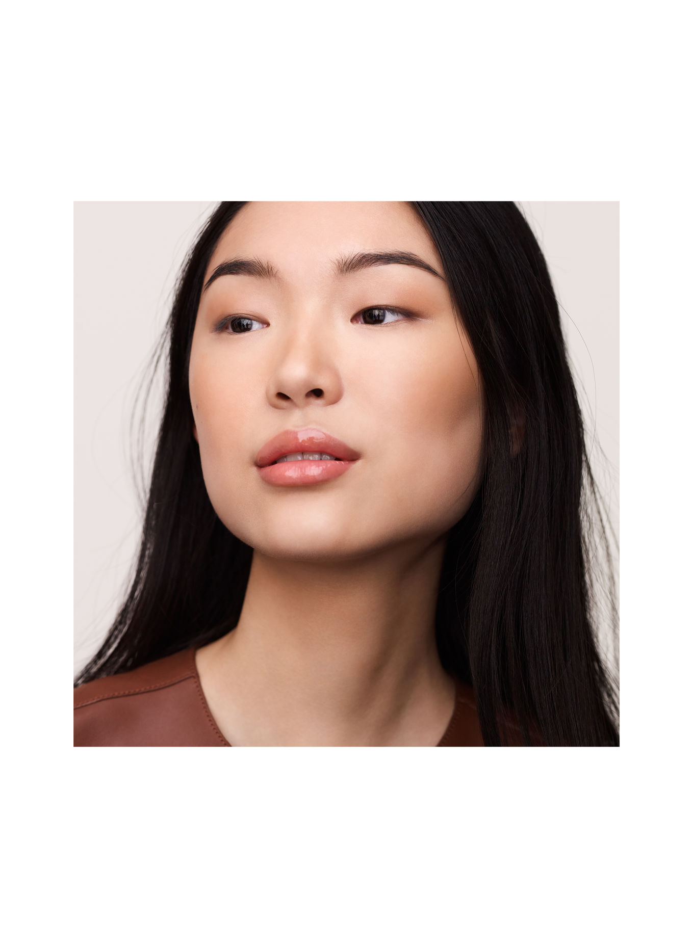 HERMÈS HERMÈSISTIBLE: 01 BEIGE SAPOTILLE