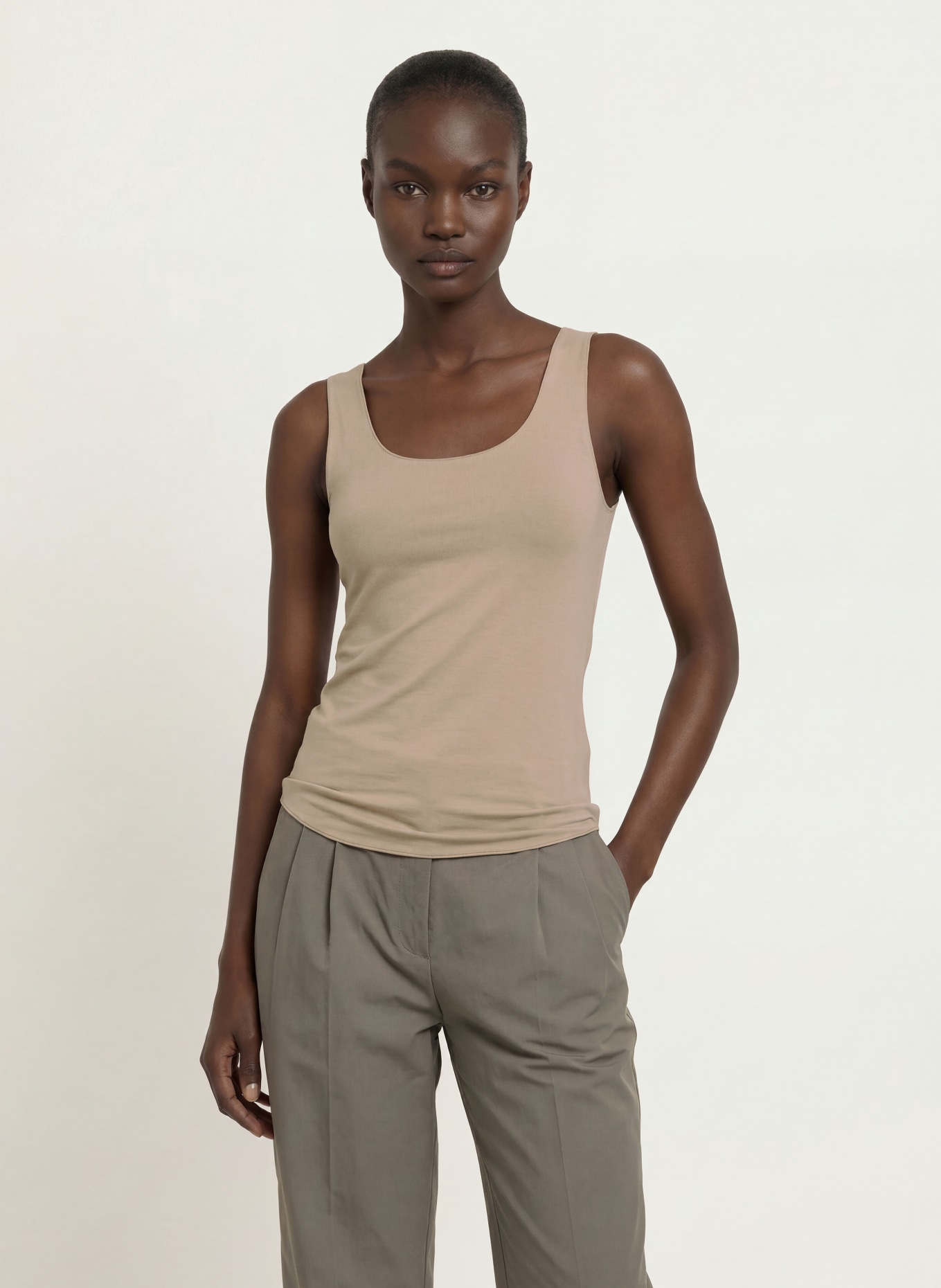 MAJESTIC FILATURES Top: TAUPE