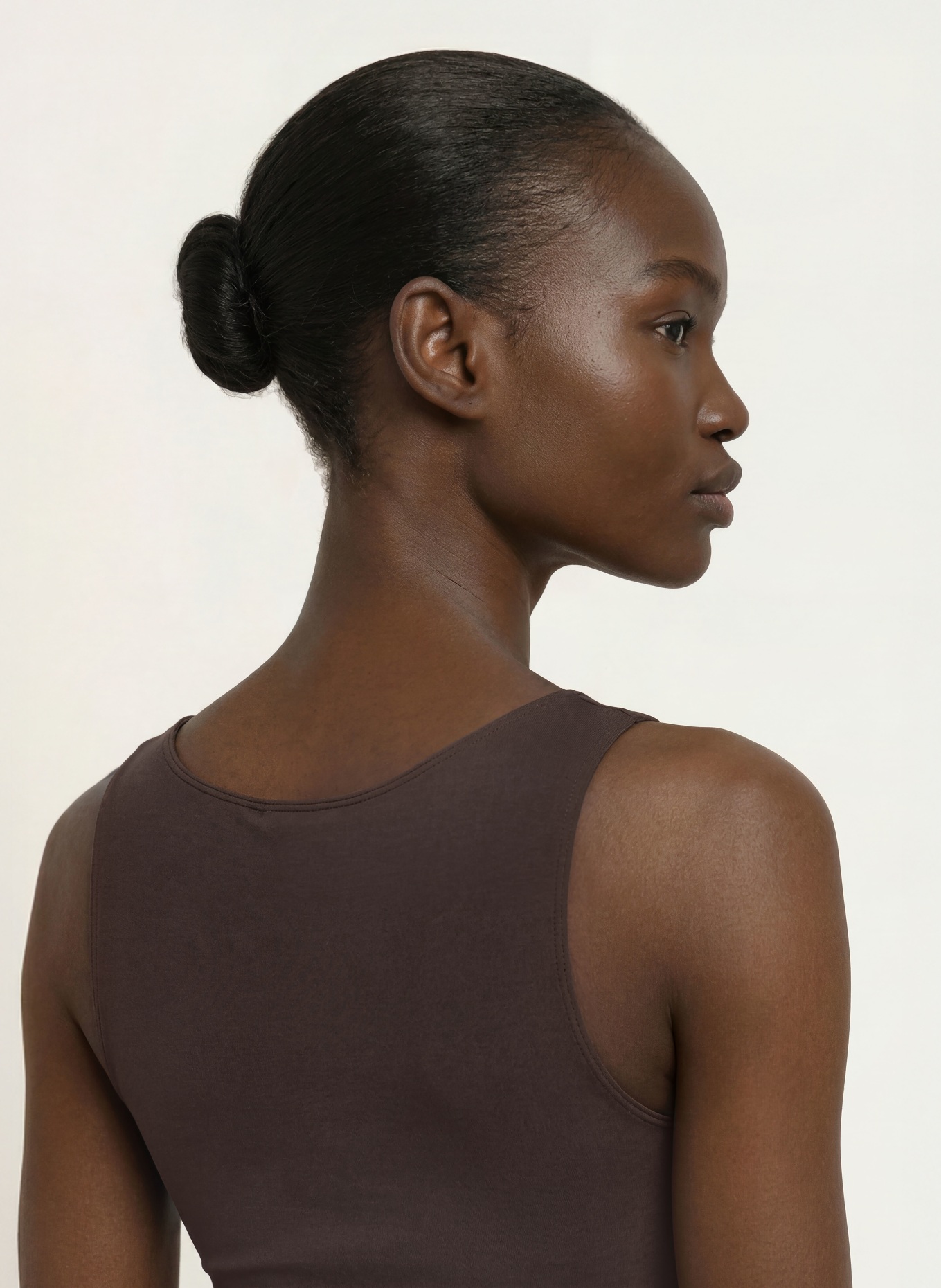 MAJESTIC FILATURES Top: DUNKELBRAUN