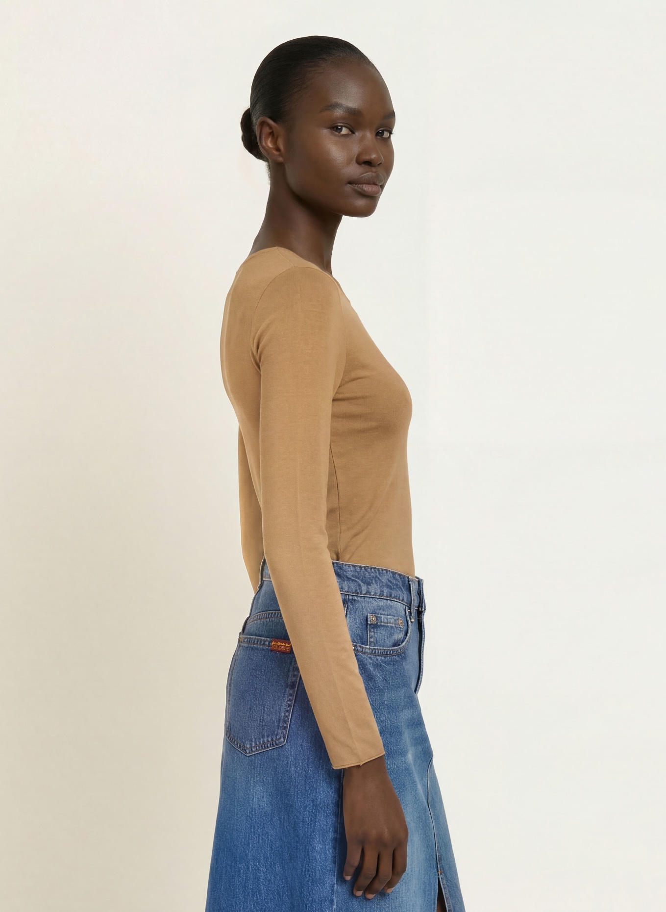 MAJESTIC FILATURES Longsleeve: CAMEL