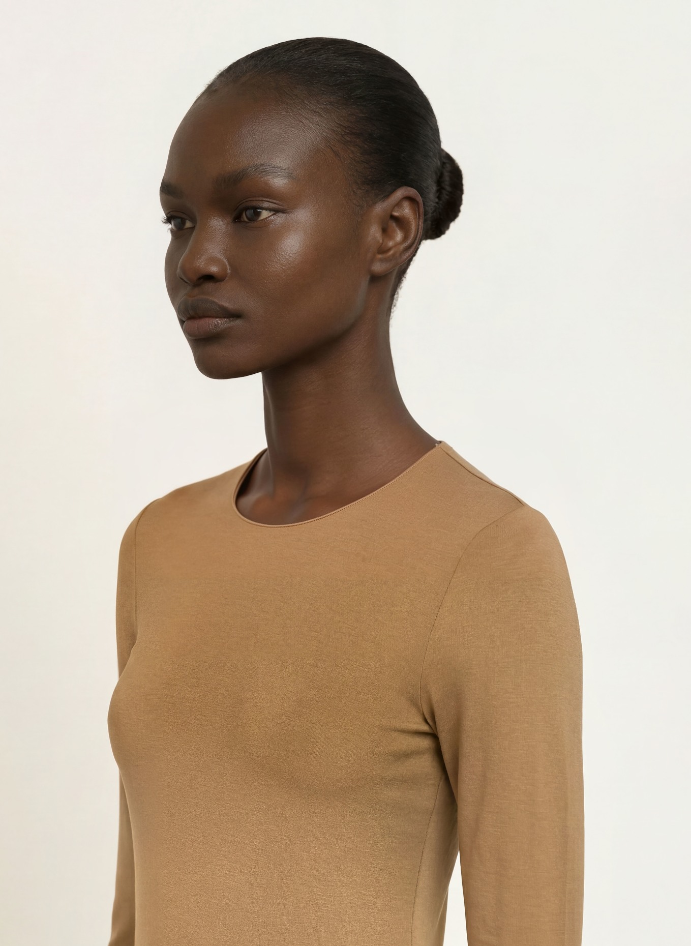 MAJESTIC FILATURES Longsleeve: CAMEL