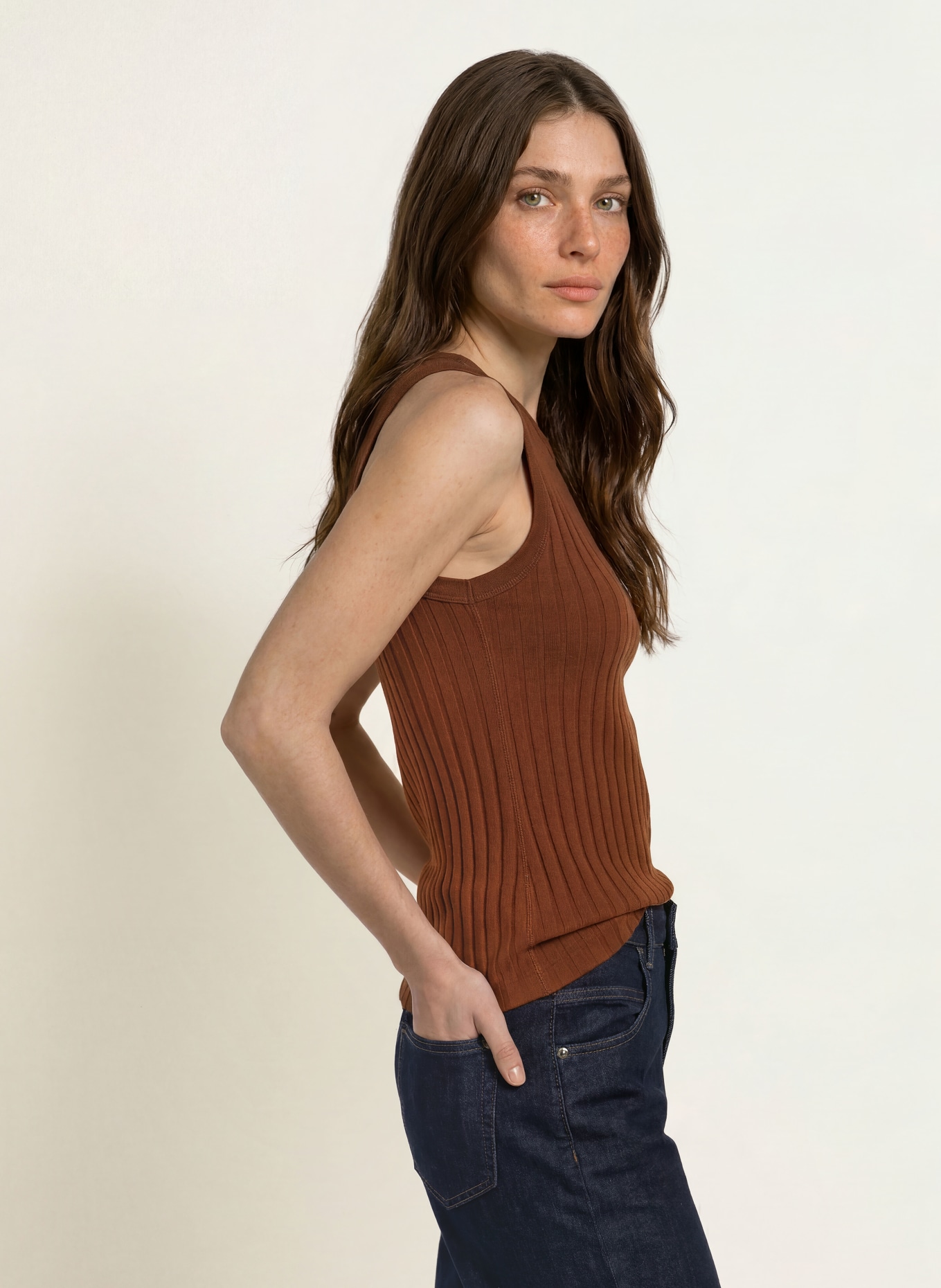 lilienfels Top: BROWN