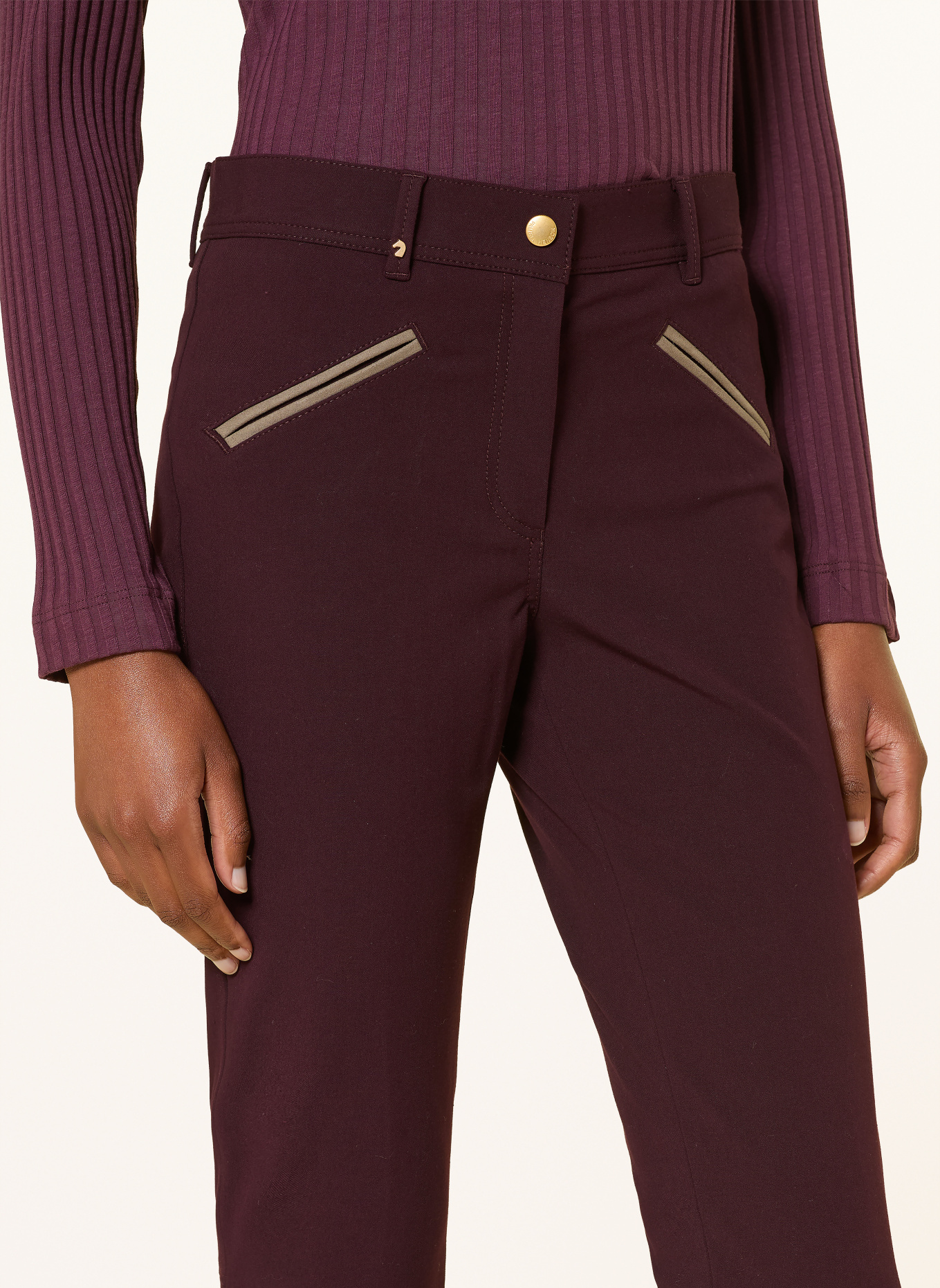pamela henson Broek ROYAL: DONKERROOD