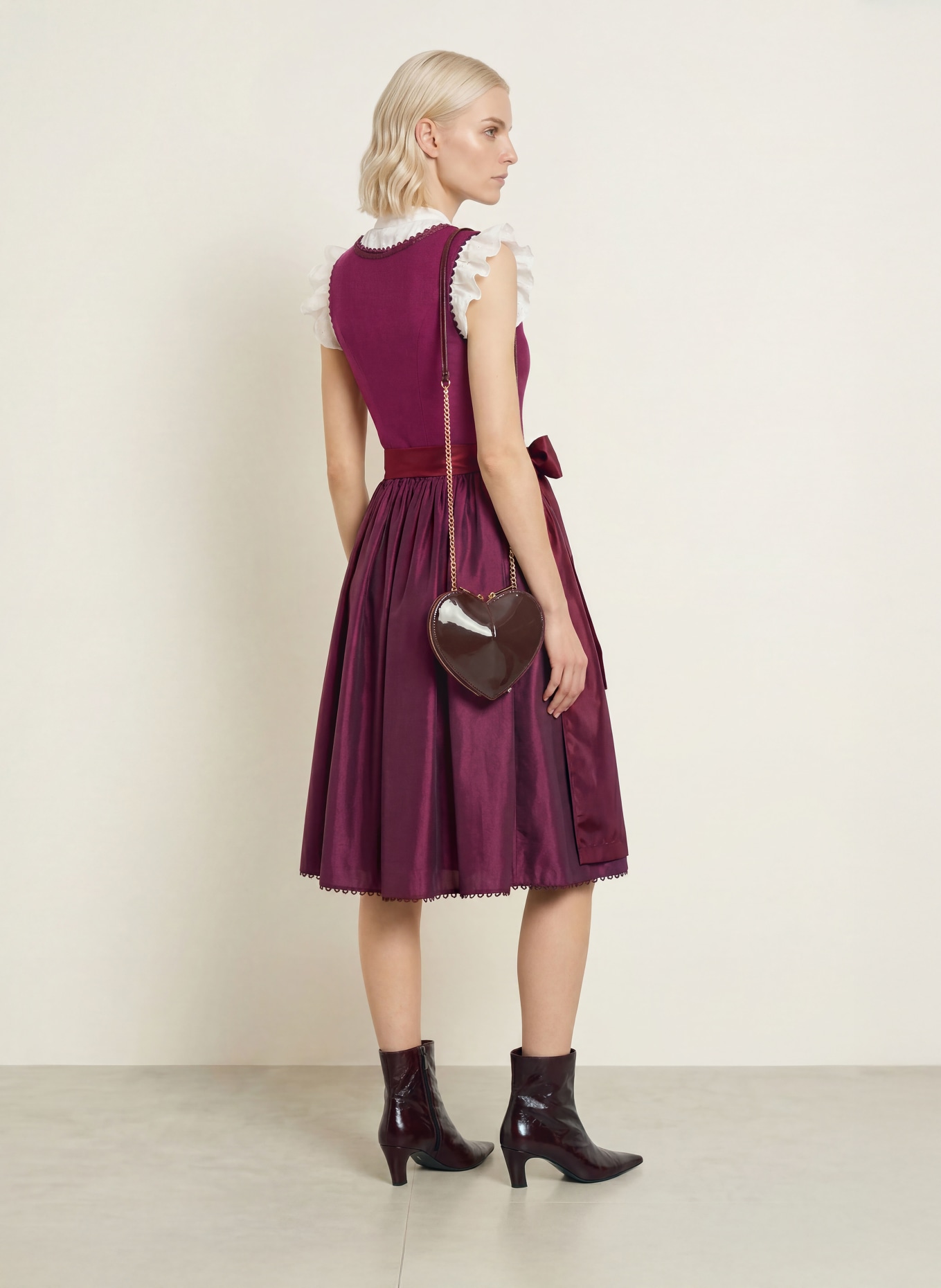 KINGA MATHE Dirndl MÜNCHEN avec lin: LILAS FONCÉ