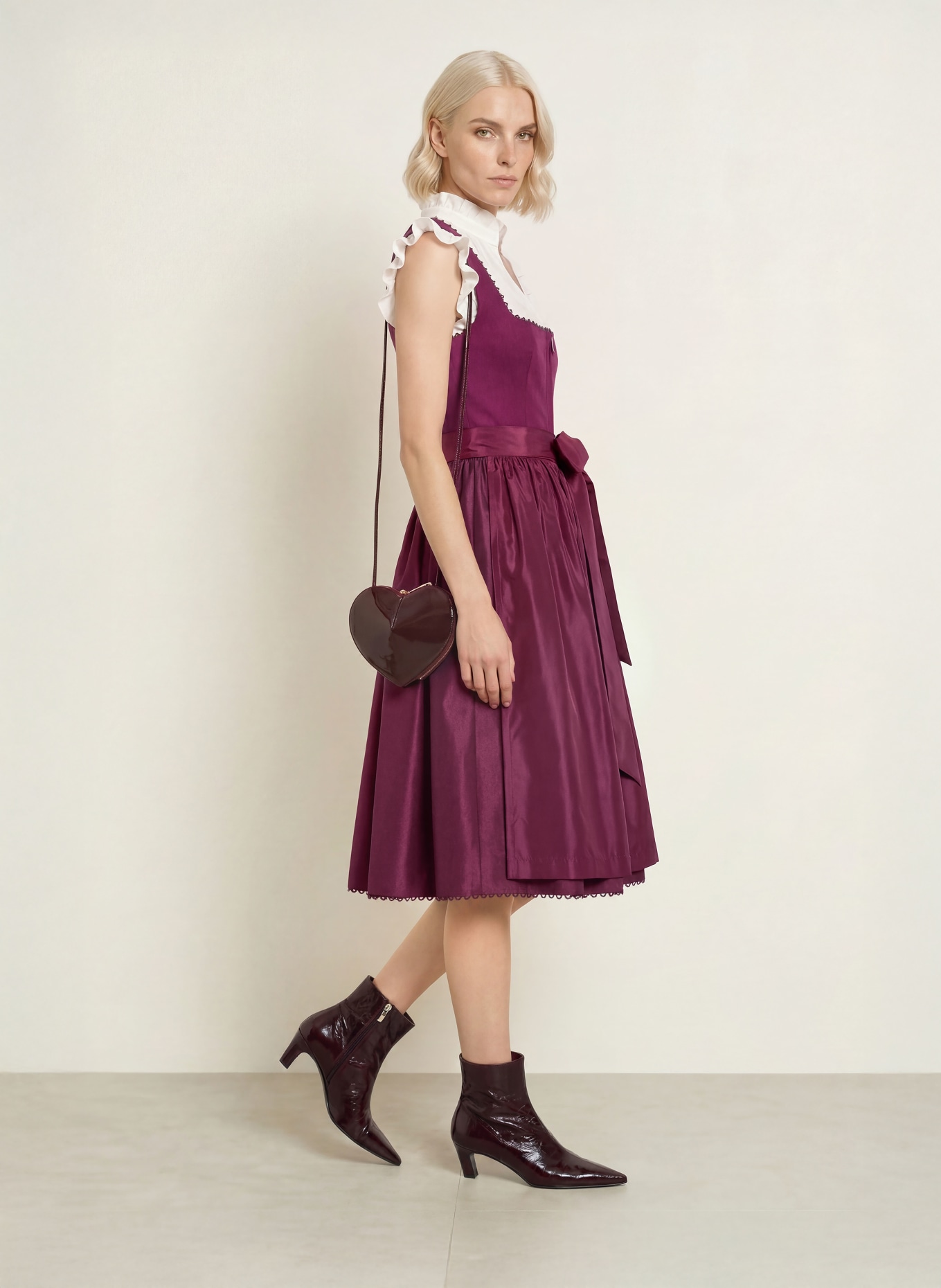 KINGA MATHE Dirndl MÜNCHEN avec lin: LILAS FONCÉ