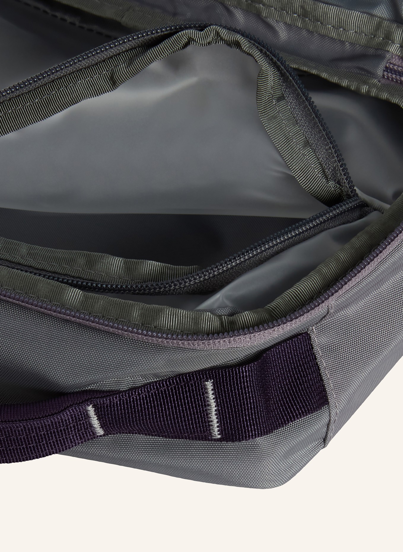 THE NORTH FACE Toilettas BASE CAMP VOYAGER: LICHTPAARS / LICHTGRIJS / DONKERPAARS