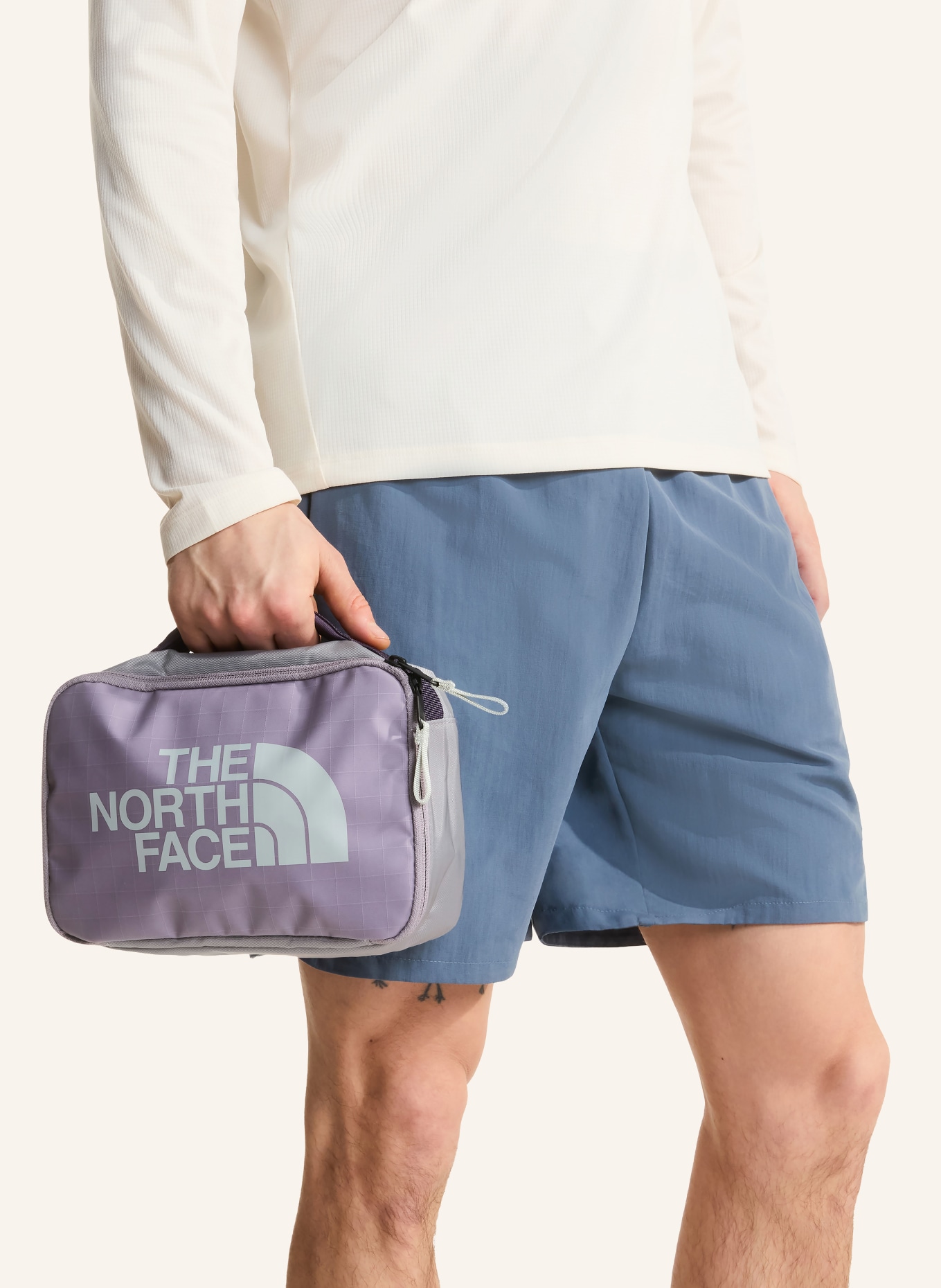 THE NORTH FACE Toilettas BASE CAMP VOYAGER: LICHTPAARS / LICHTGRIJS / DONKERPAARS