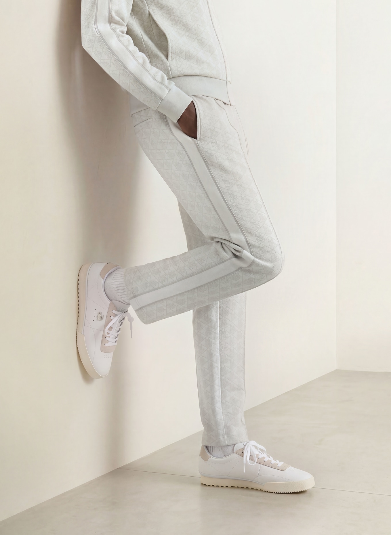 LACOSTE Track pants: WHITE / LIGHT GRAY