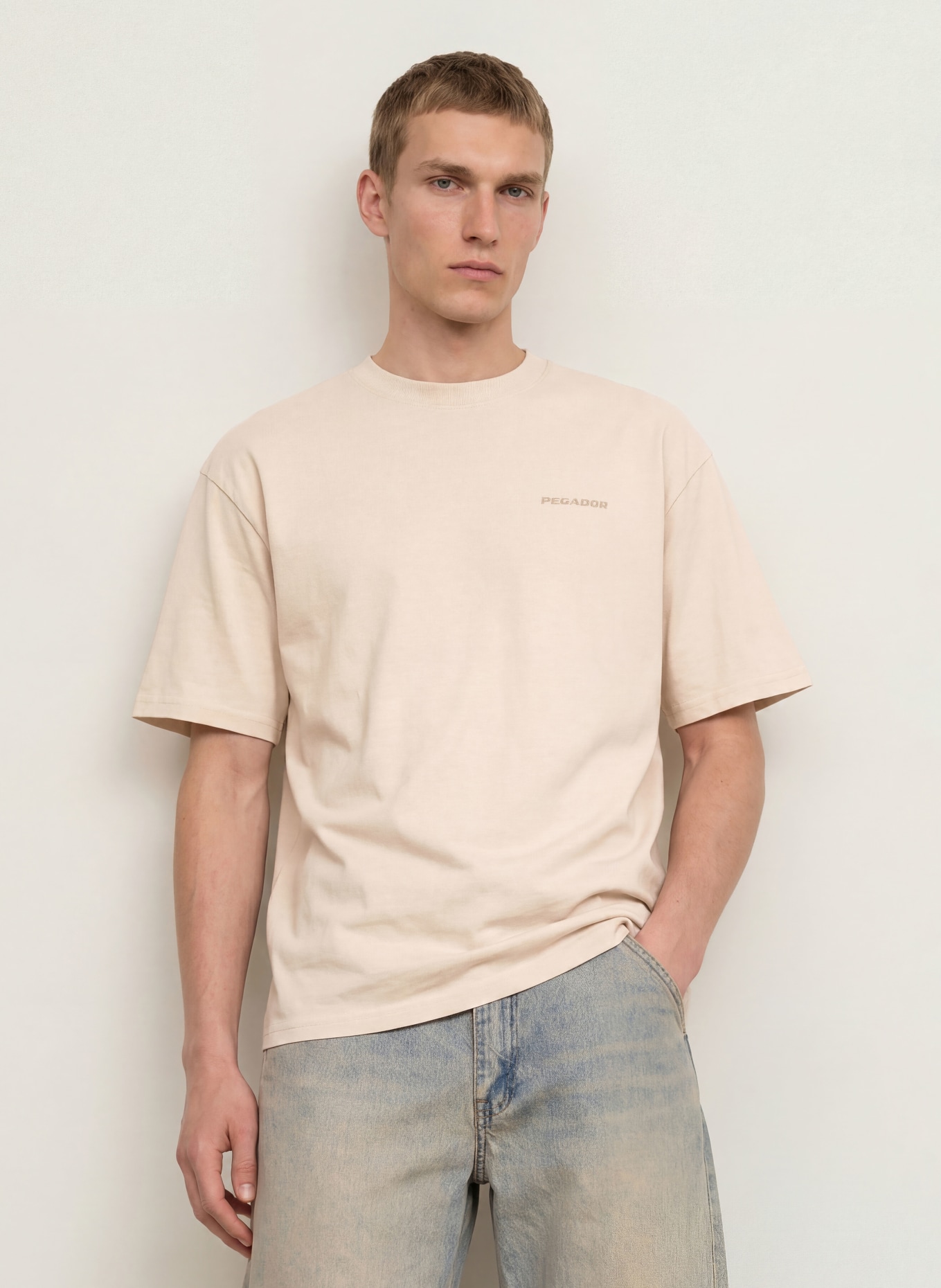 PEGADOR Oversized-Shirt: HELLBRAUN