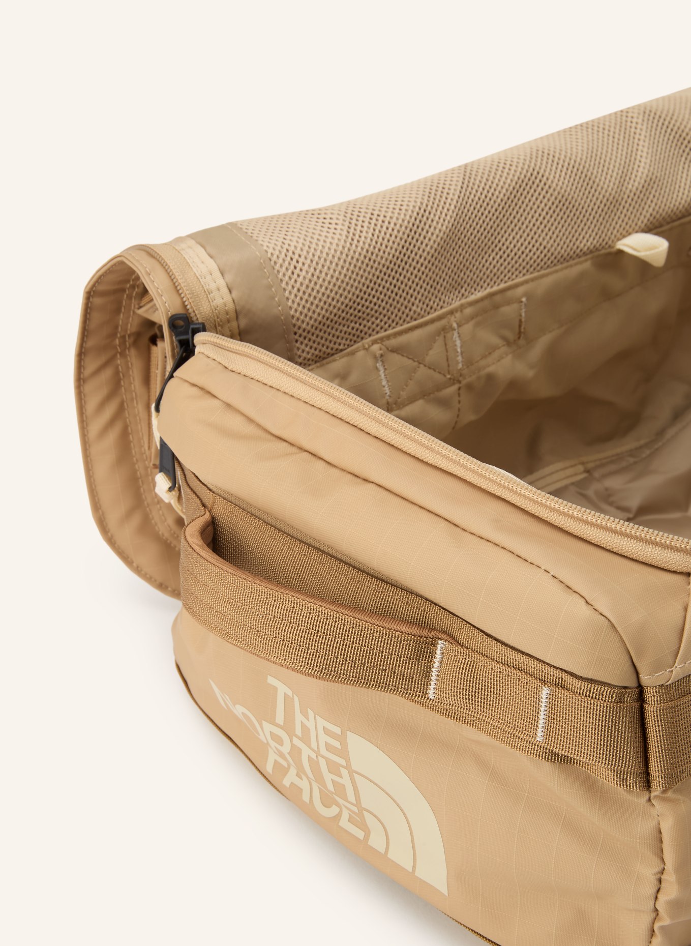 THE NORTH FACE Reistas BASE CAMP VOYAGER DUFFEL 32 l met laptopvak: KAKI