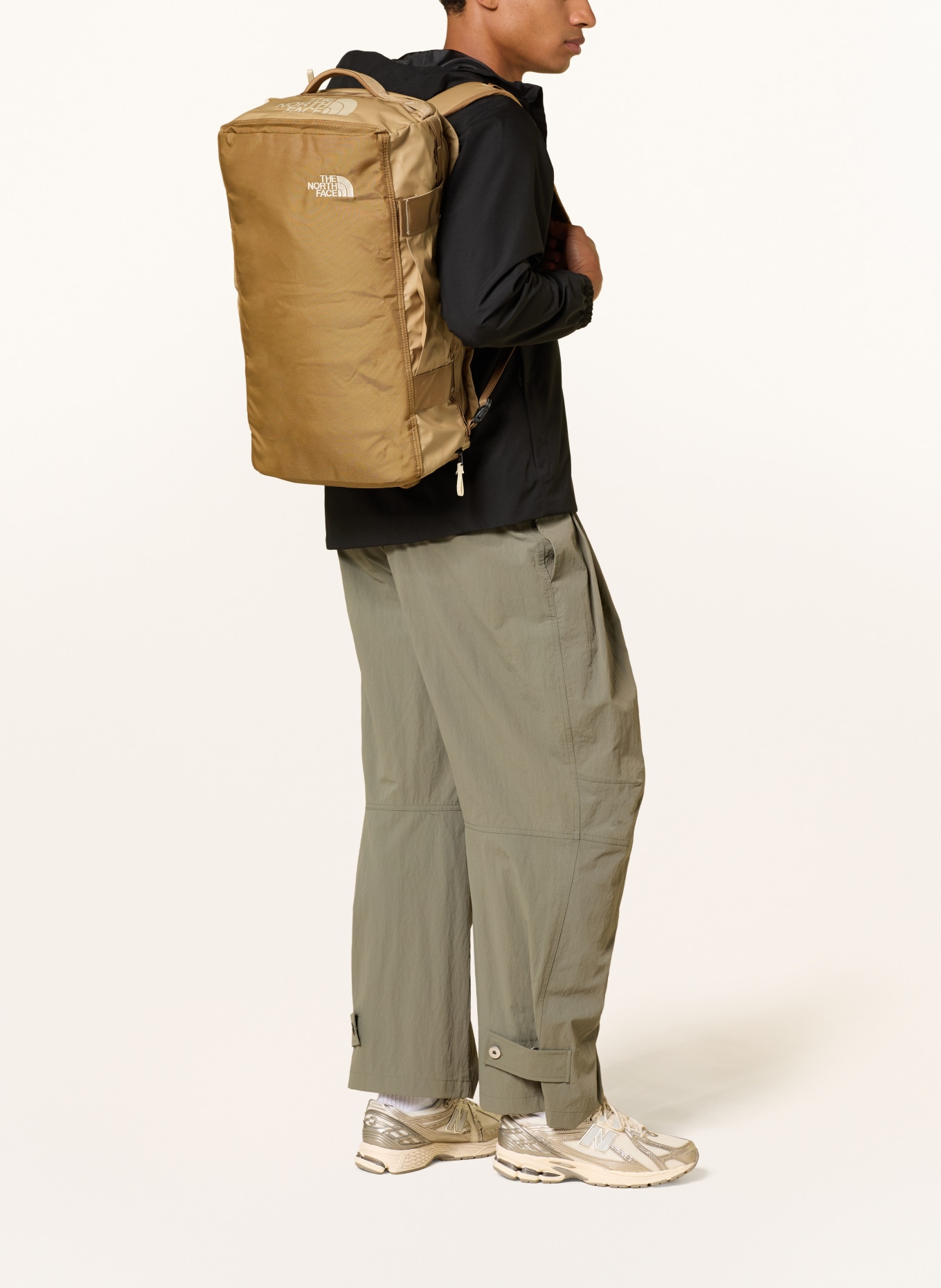 THE NORTH FACE Reistas BASE CAMP VOYAGER DUFFEL 32 l met laptopvak: KAKI