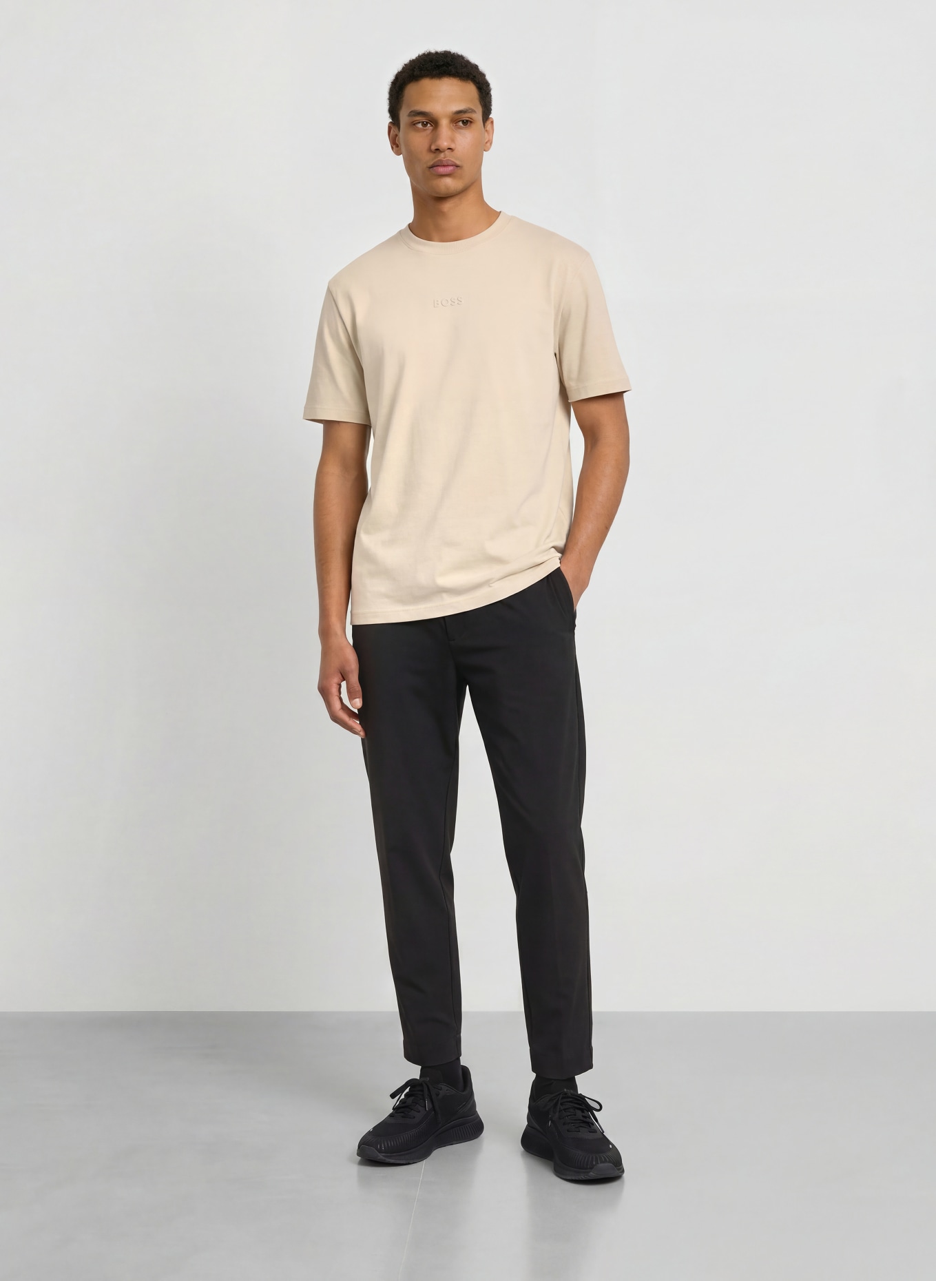 BOSS T-Shirt: BEIGE