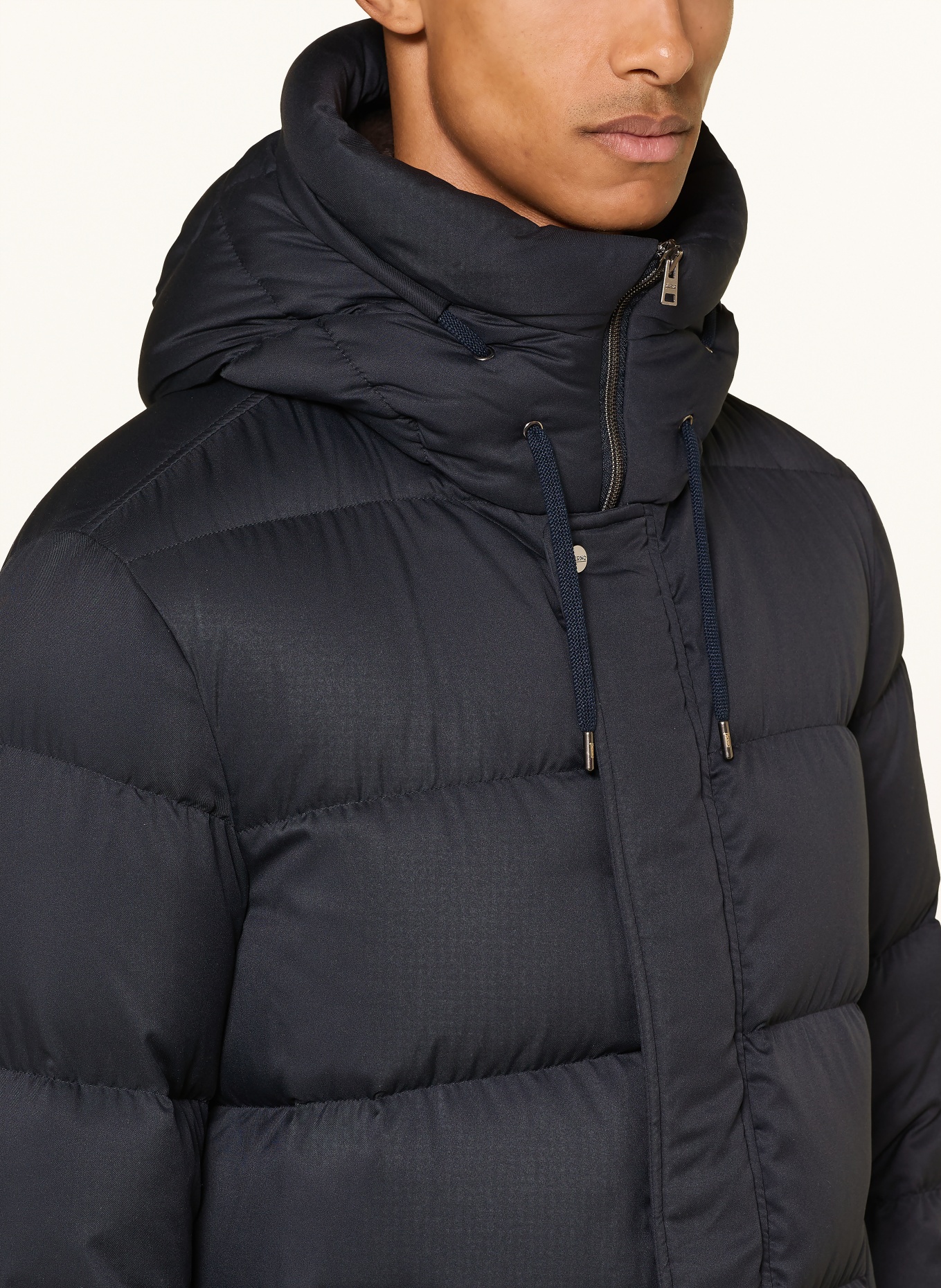 HERNO Donsjack met afneembare kunstbontkraag: DONKERBLAUW / MARRON FONCÉ