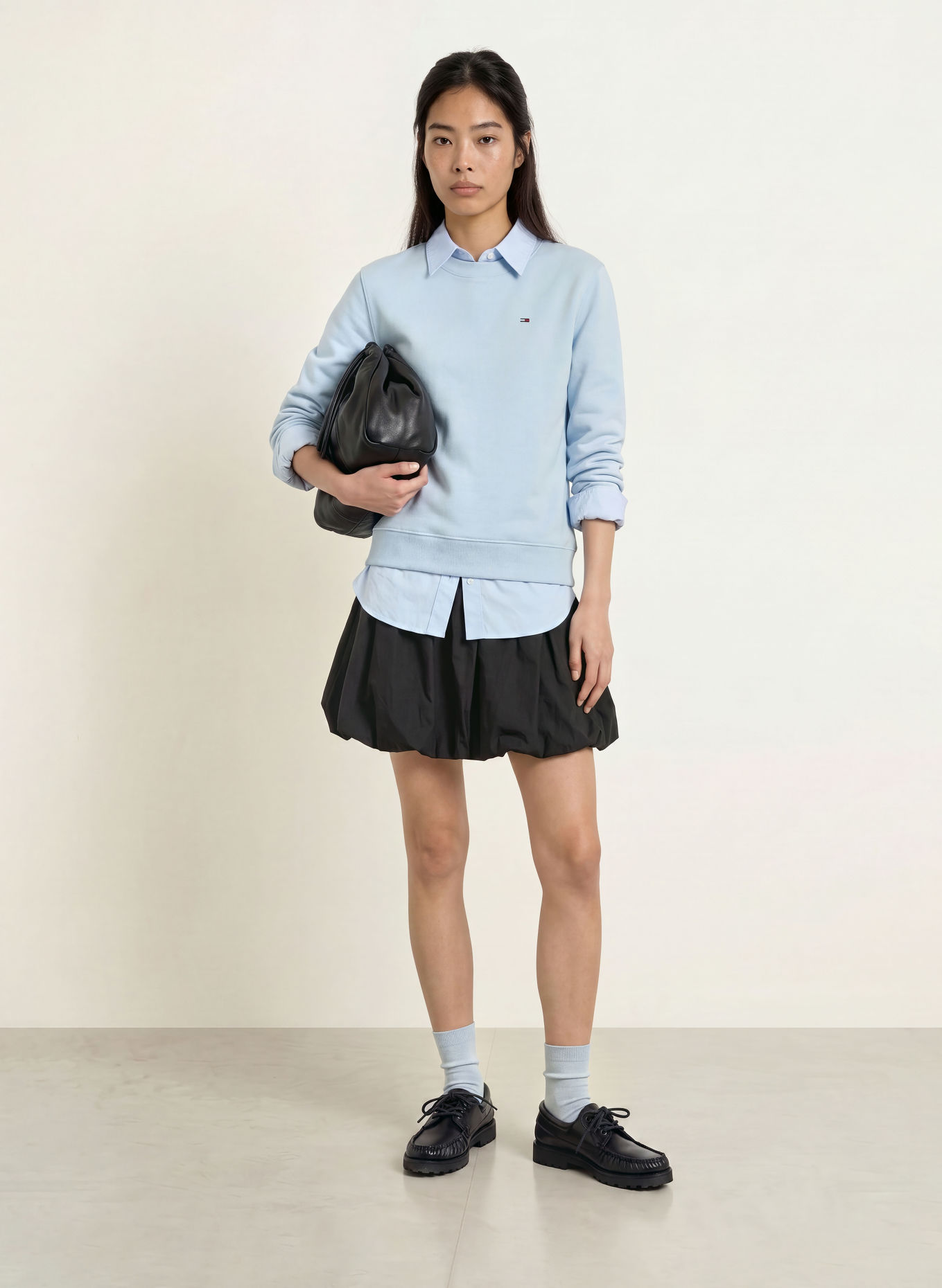 TOMMY JEANS Sweatshirt: HELLBLAU