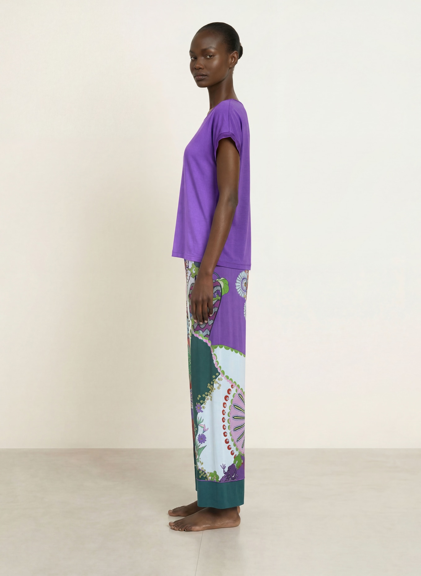 mey Schlafshirt Serie PURE CHIC: NEONLILA