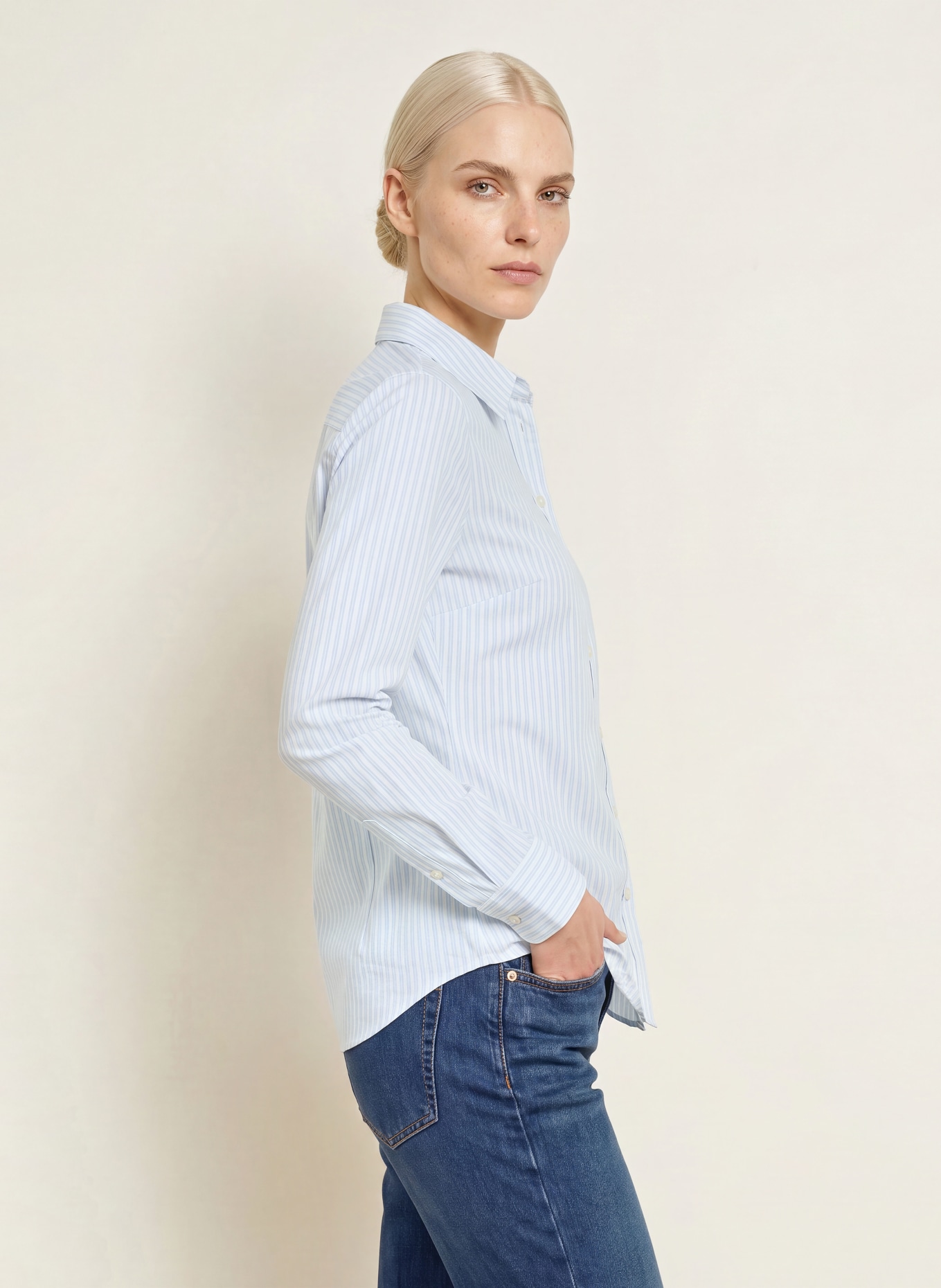 TOMMY HILFIGER Hemdbluse aus Piqué: WEISS / HELLBLAU