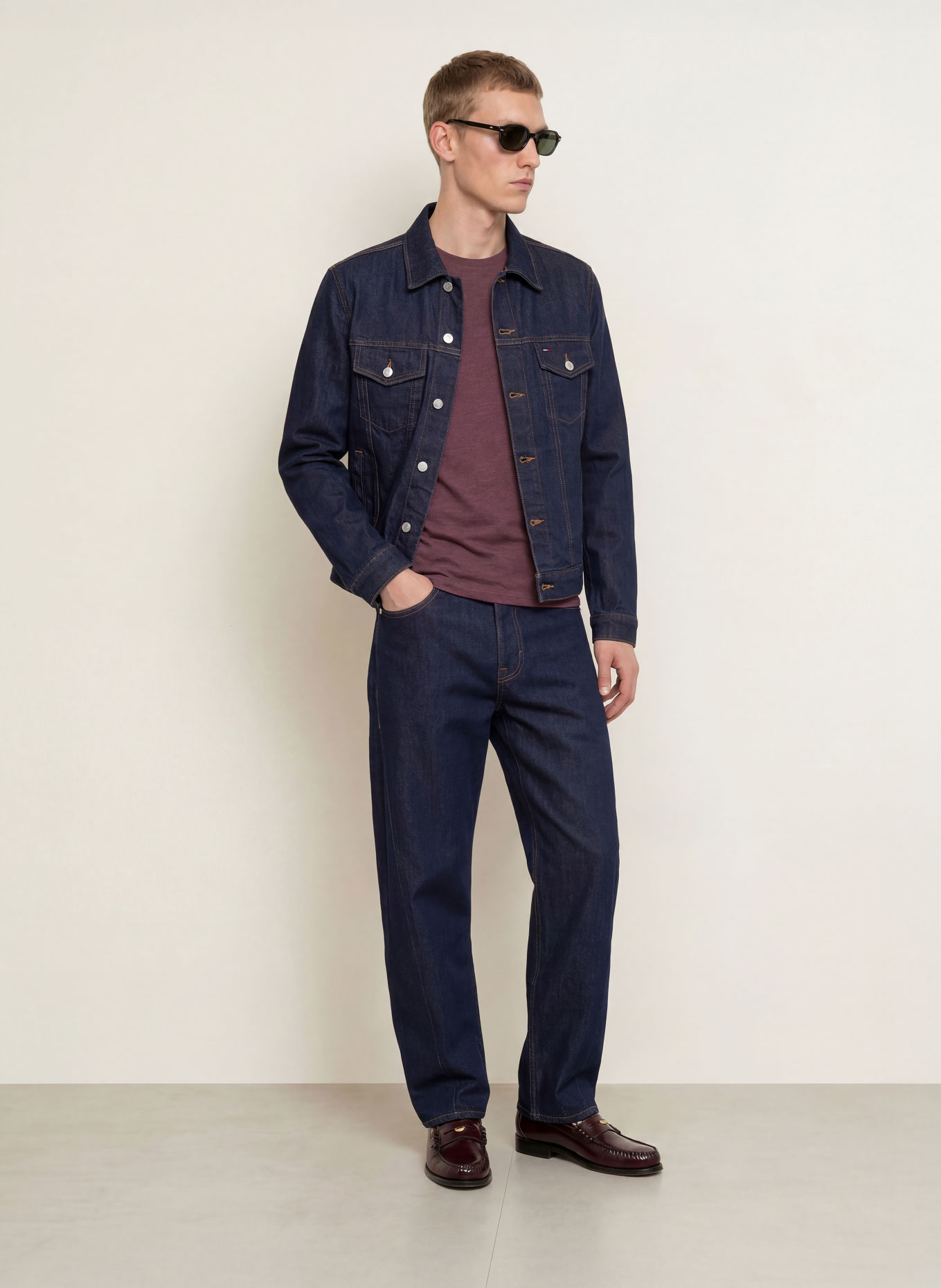 TOMMY JEANS T-Shirt: DUNKELROT
