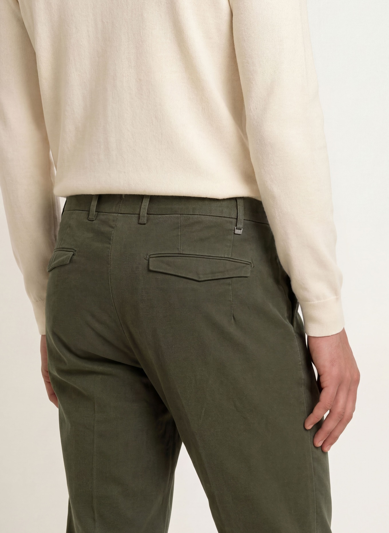 PT TORINO Chino Master Fit: DONKERGROEN
