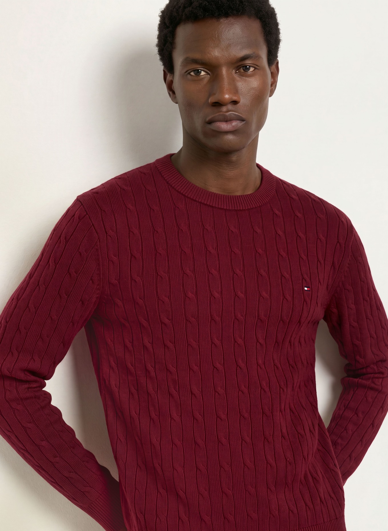 TOMMY HILFIGER Sweater: DARK RED
