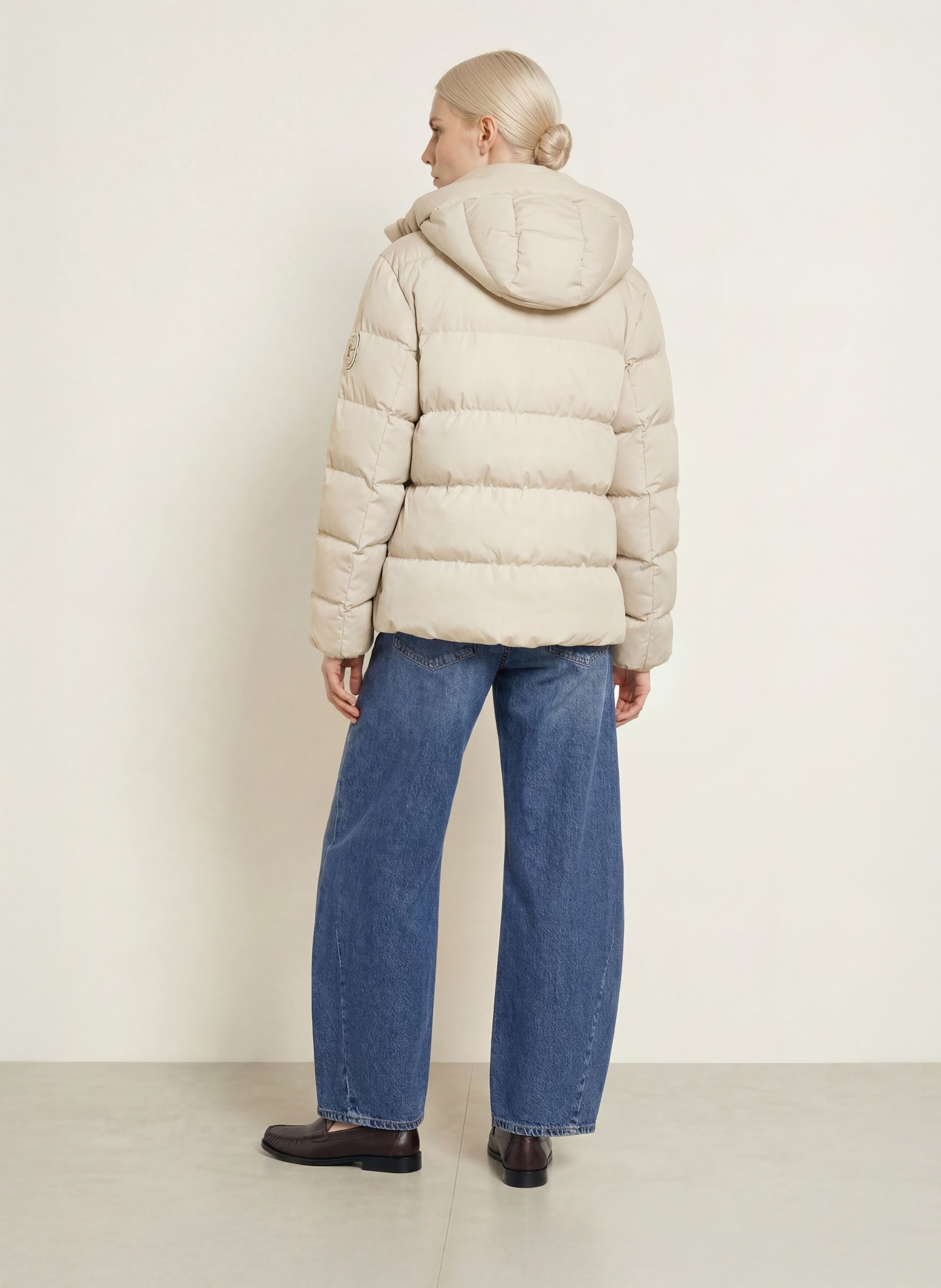 No.1 Como Quilted jacket: BEIGE