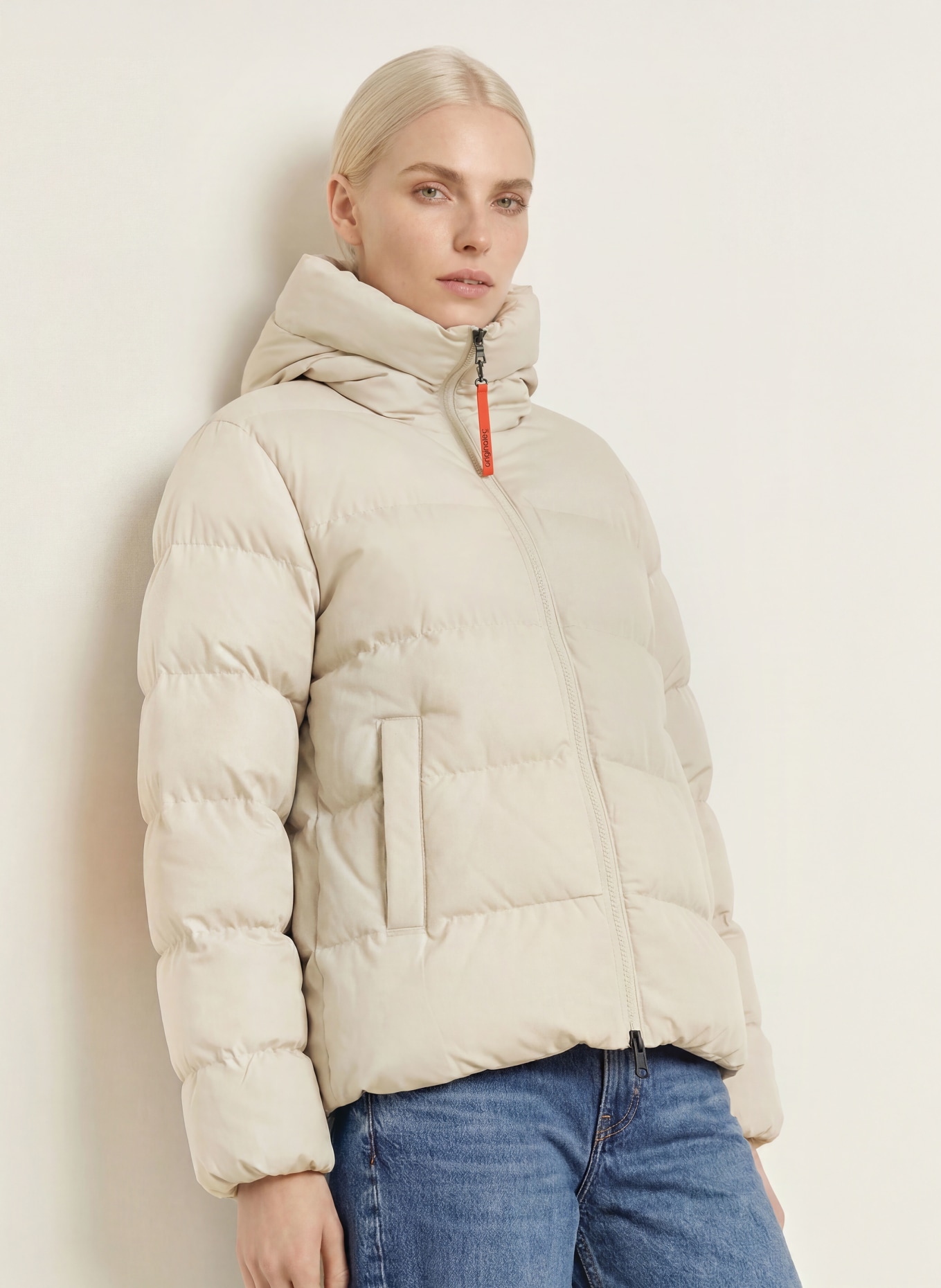 No.1 Como Quilted jacket: BEIGE