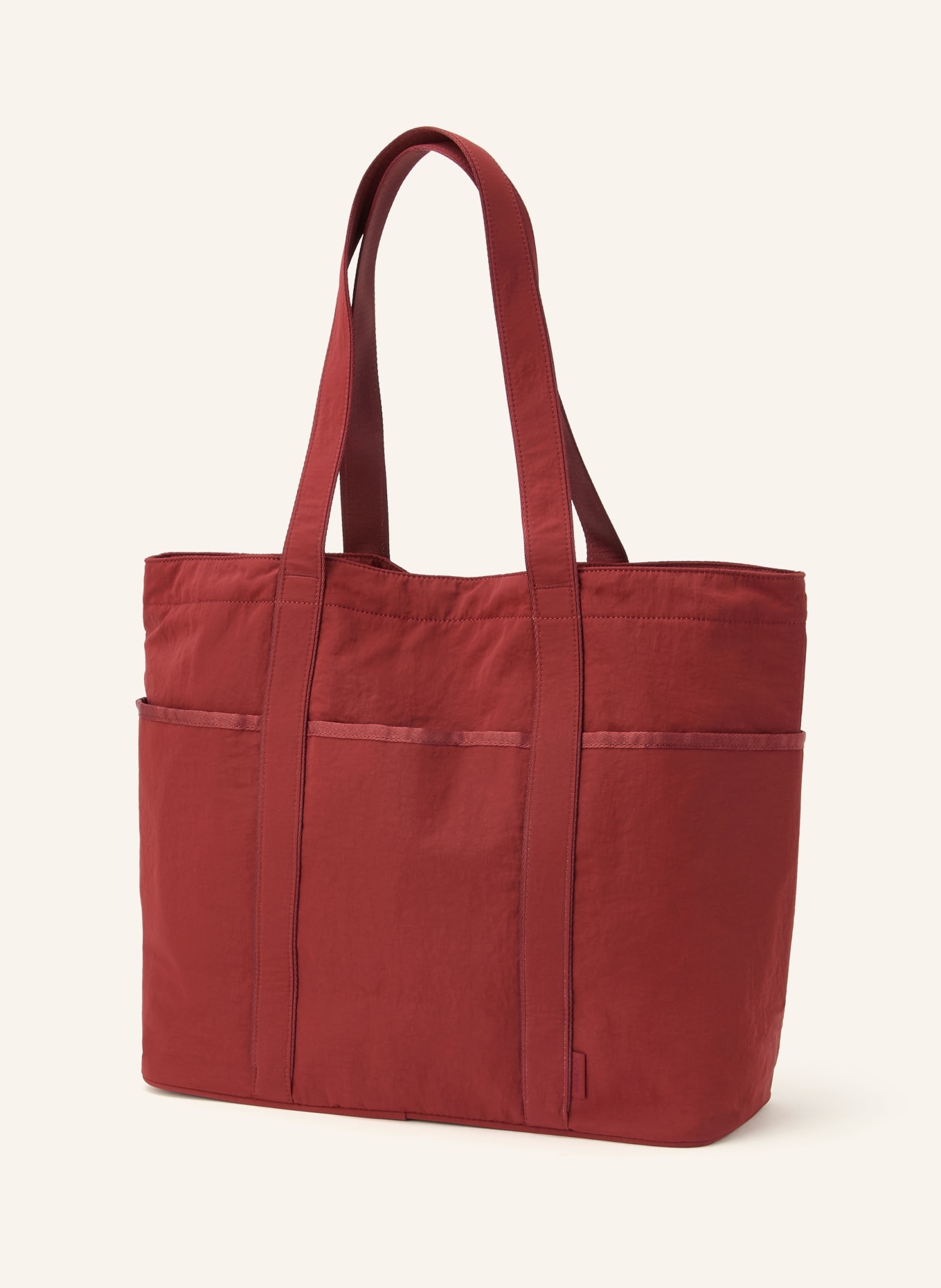 lululemon Shopper: DARK RED