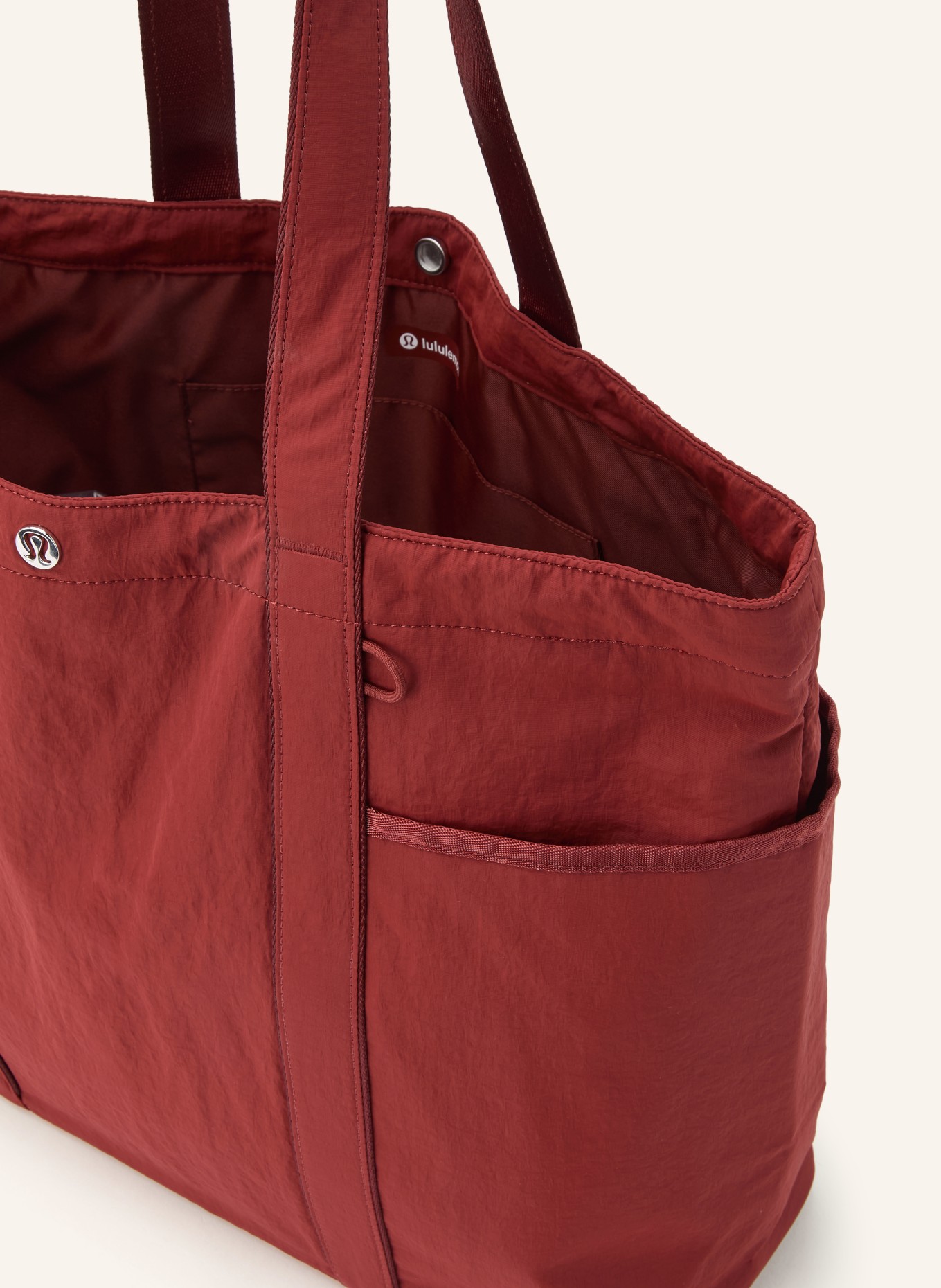 lululemon Shopper: DARK RED