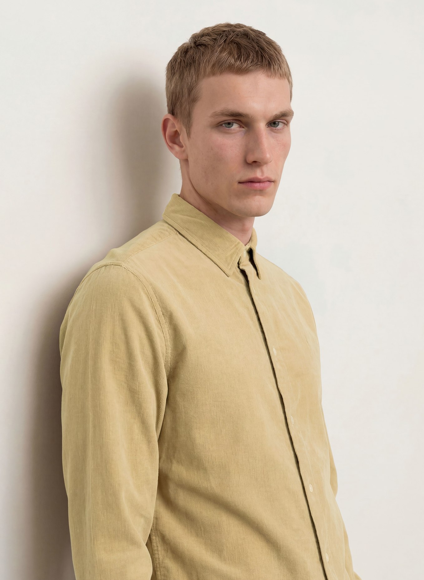 ALLSAINTS Koszula sztruksowa BIRCHWOOD slim fit: JASNOBRĄZOWY