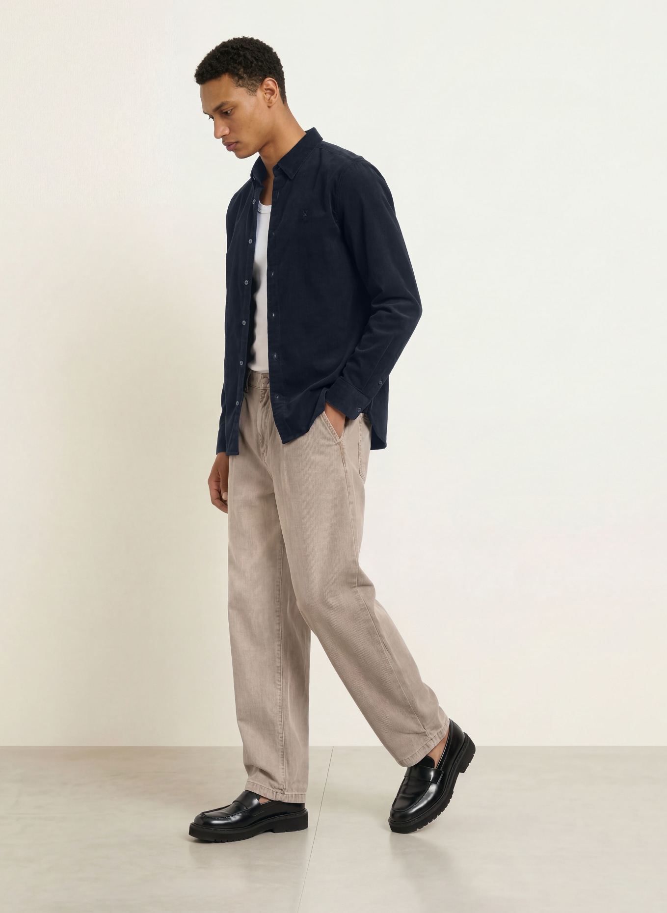 ALLSAINTS Koszula sztruksowa BIRCHWOOD slim fit: GRANATOWY